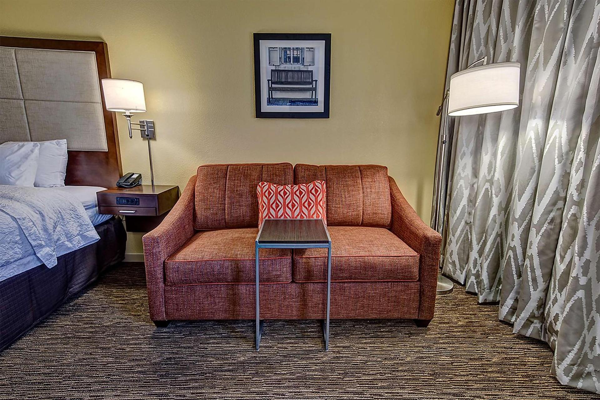 Hampton Inn Concord/Kannapolis photo 15