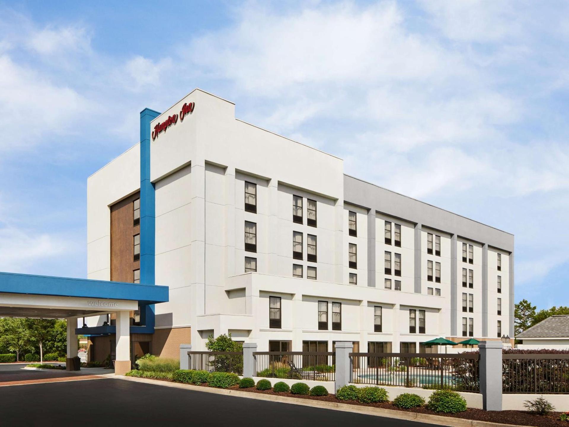 Hampton Inn Charlotte/Matthews photo 2