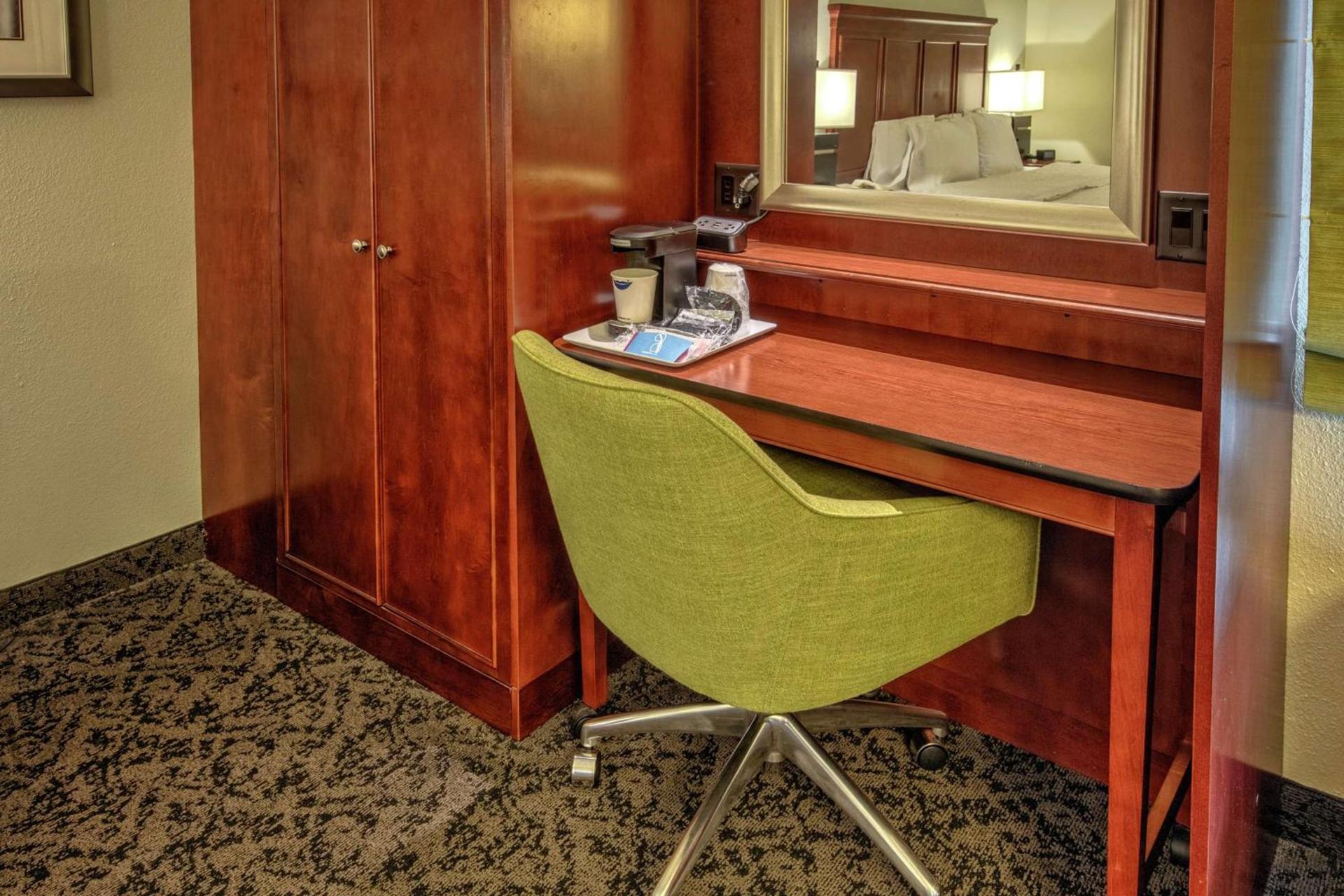 Hampton Inn Charlotte/Matthews photo 15