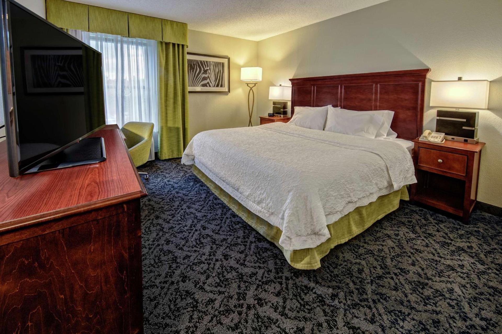 Hampton Inn Charlotte/Matthews photo 24