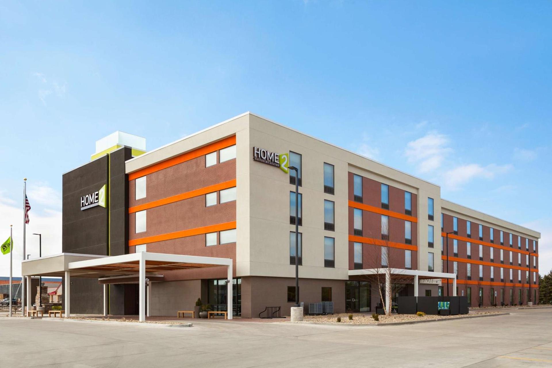 Home2 Suites by Hilton Champaign/Urbana photo 2