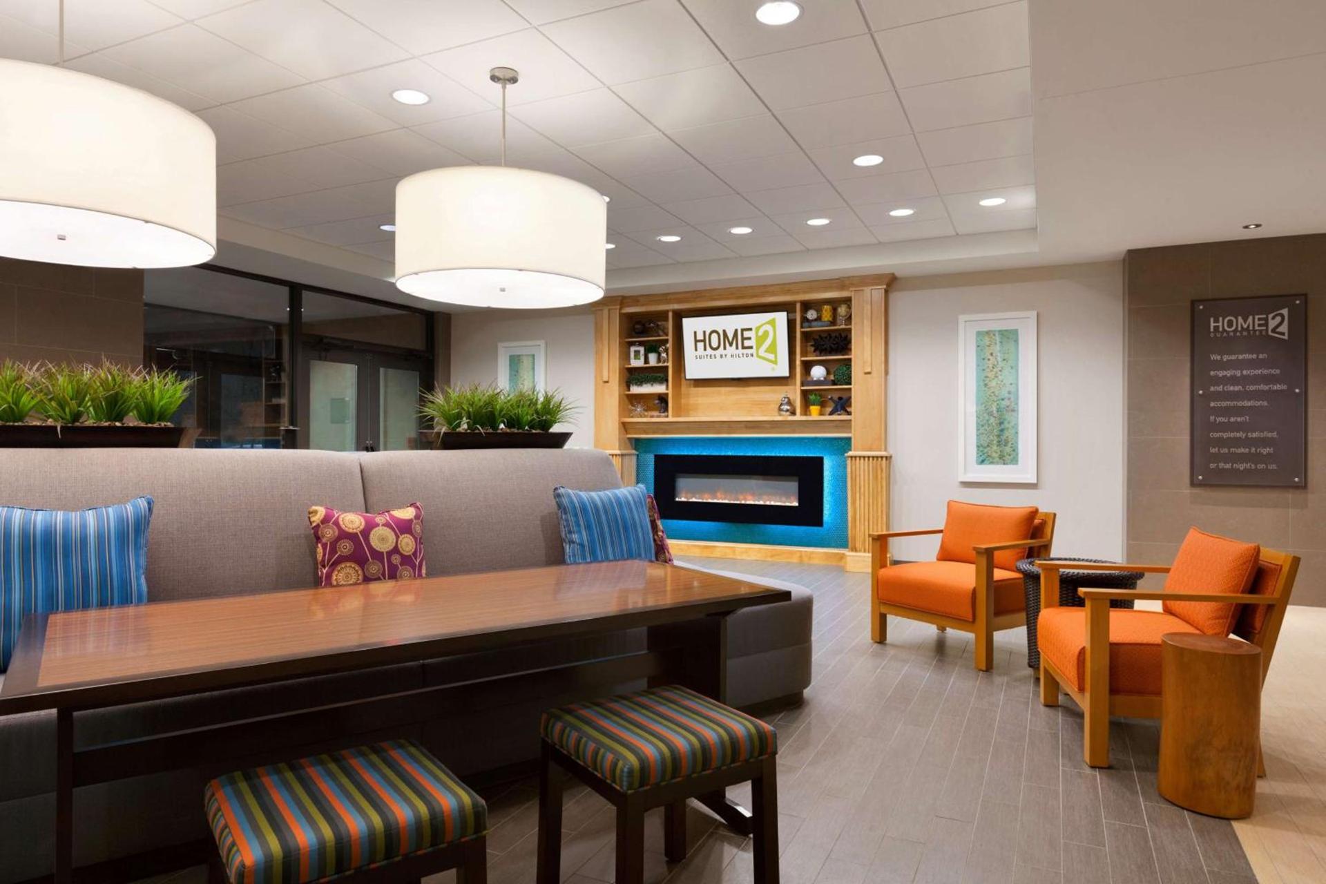 Home2 Suites by Hilton Champaign/Urbana photo 7