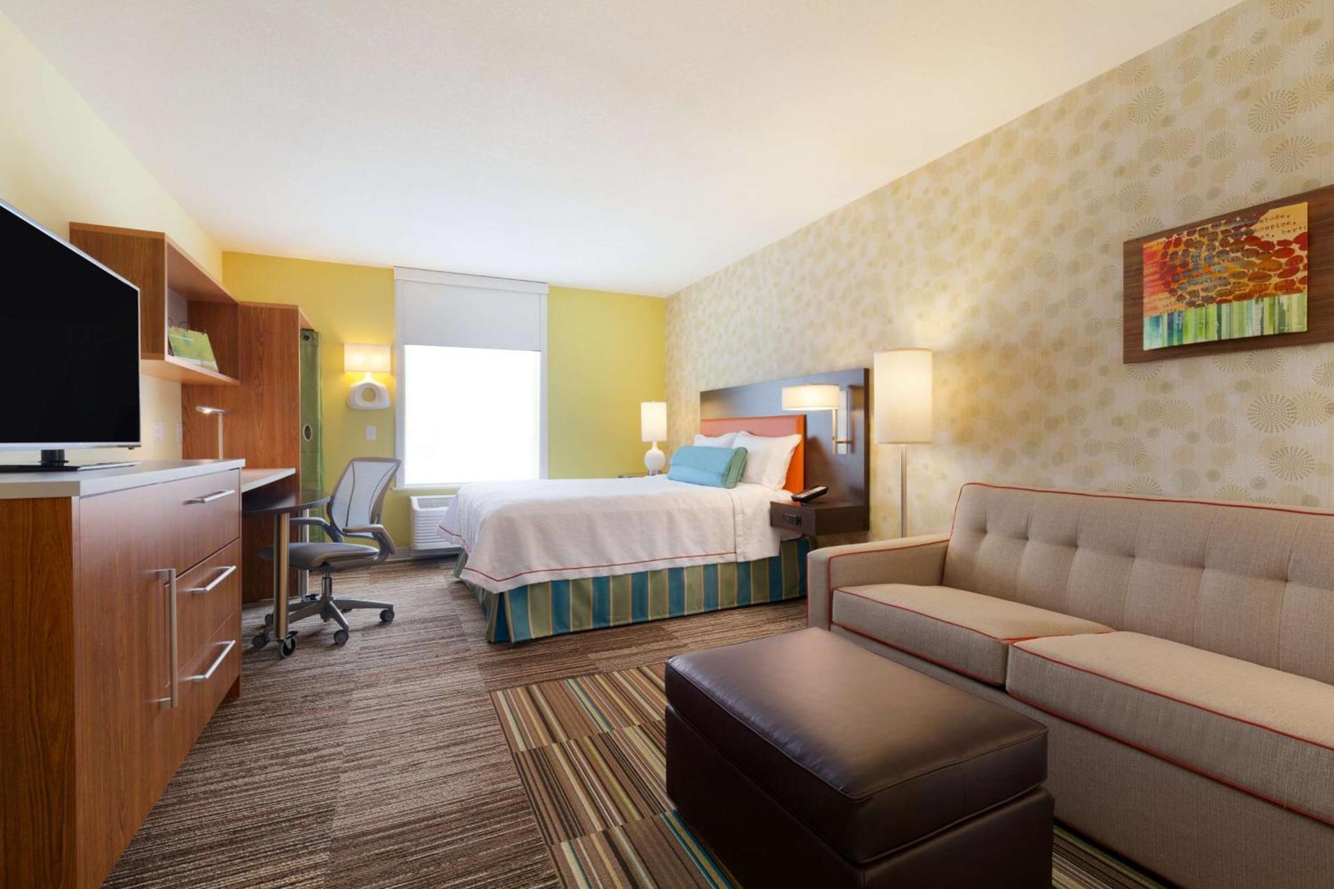 Home2 Suites by Hilton Champaign/Urbana photo 13