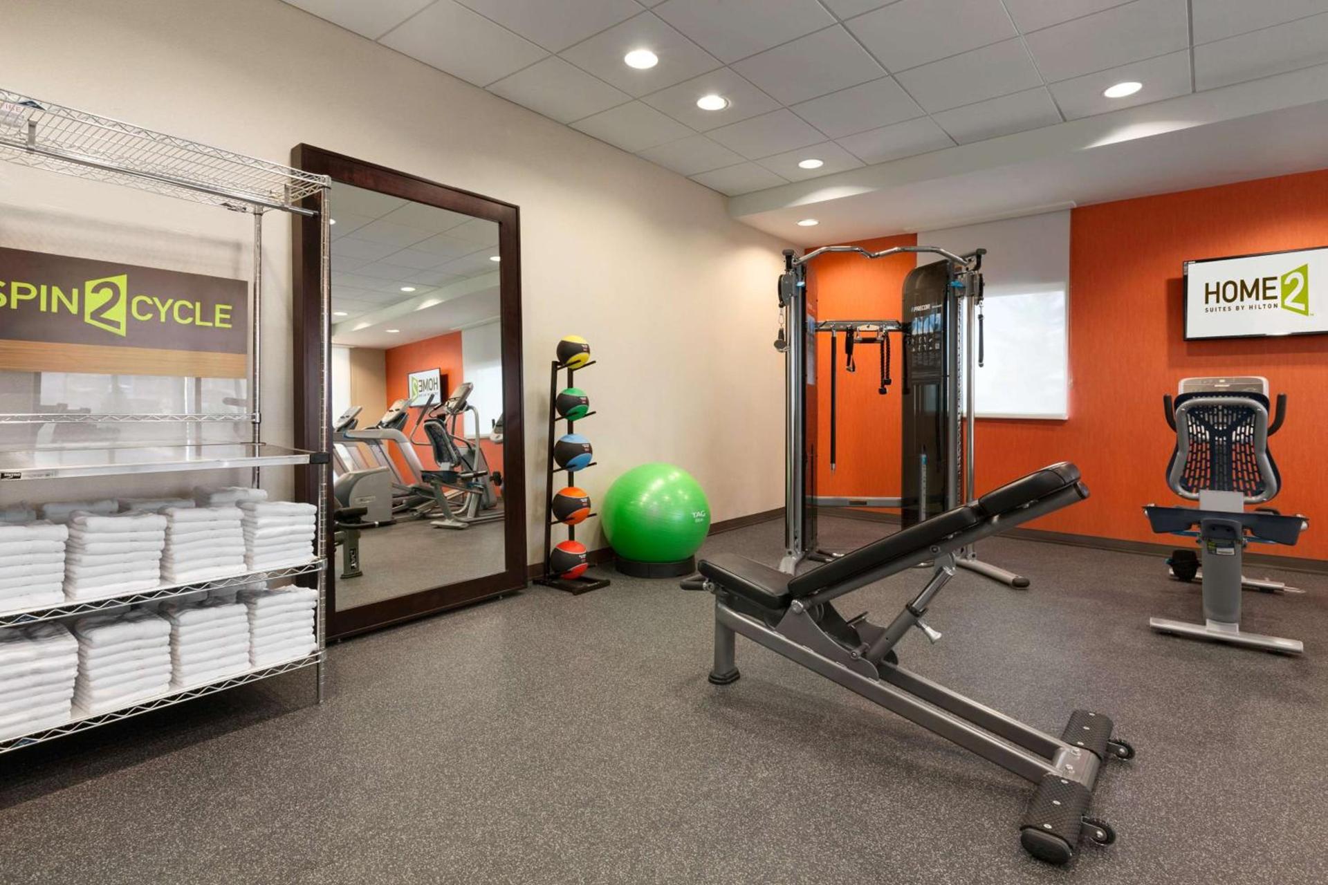 Home2 Suites by Hilton Champaign/Urbana photo 12