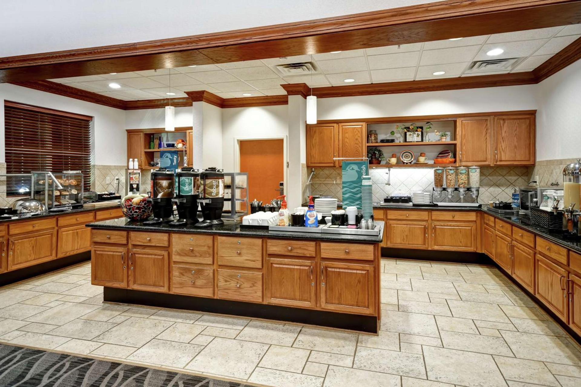 Homewood Suites by Hilton Cincinnati-Milford photo 12
