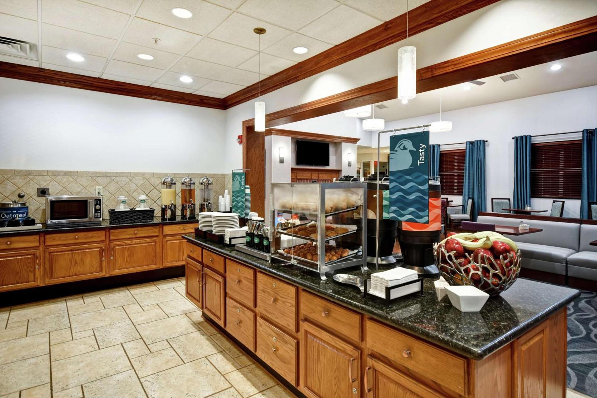 Homewood Suites by Hilton Cincinnati-Milford photo 13