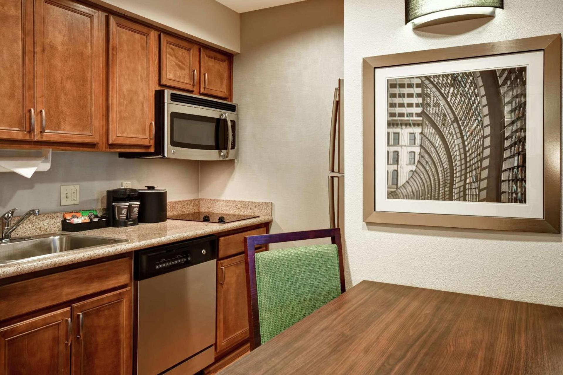 Homewood Suites by Hilton Cincinnati-Milford photo 36