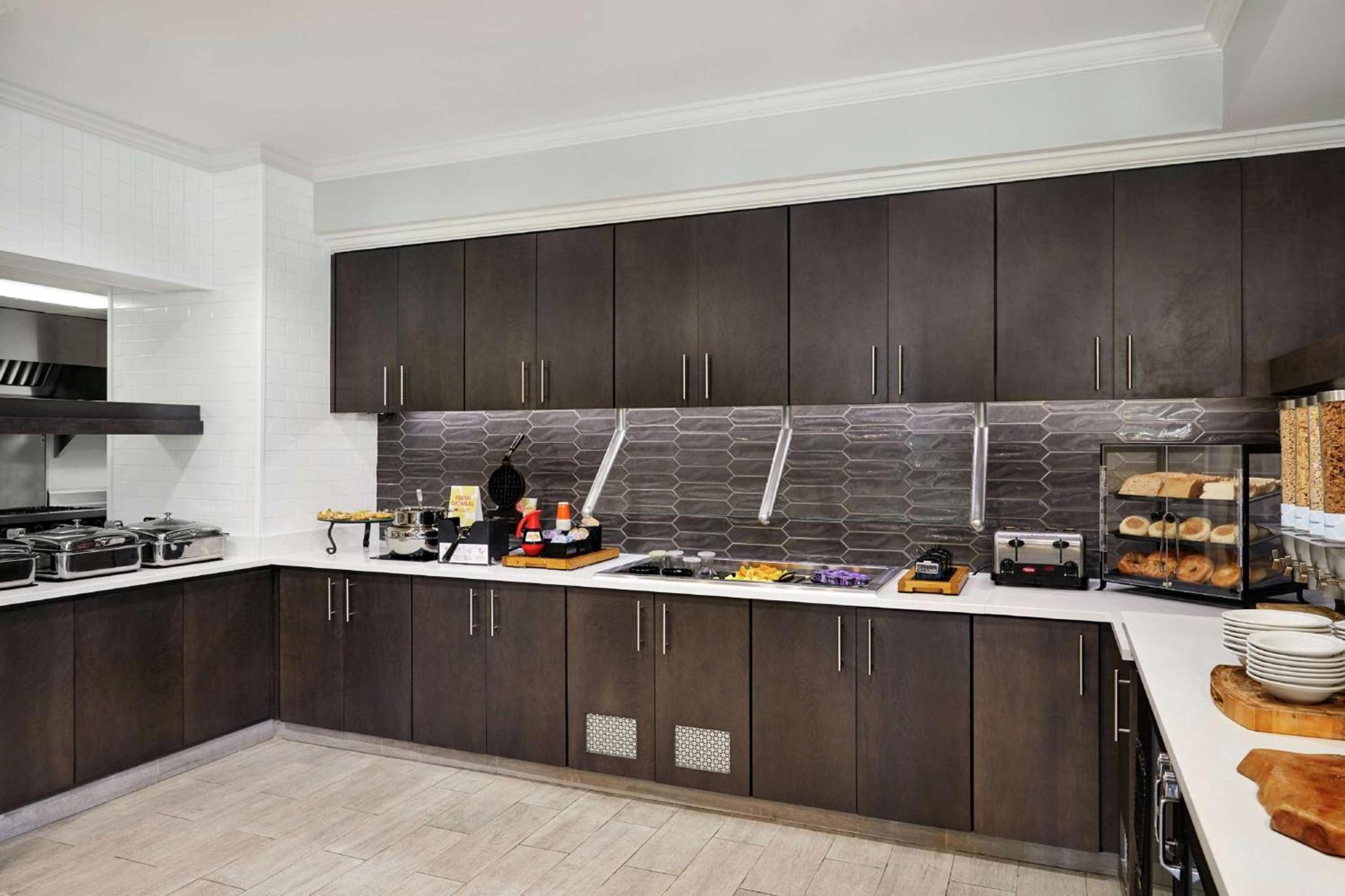 Hilton Garden Inn Cincinnati Northeast photo 10