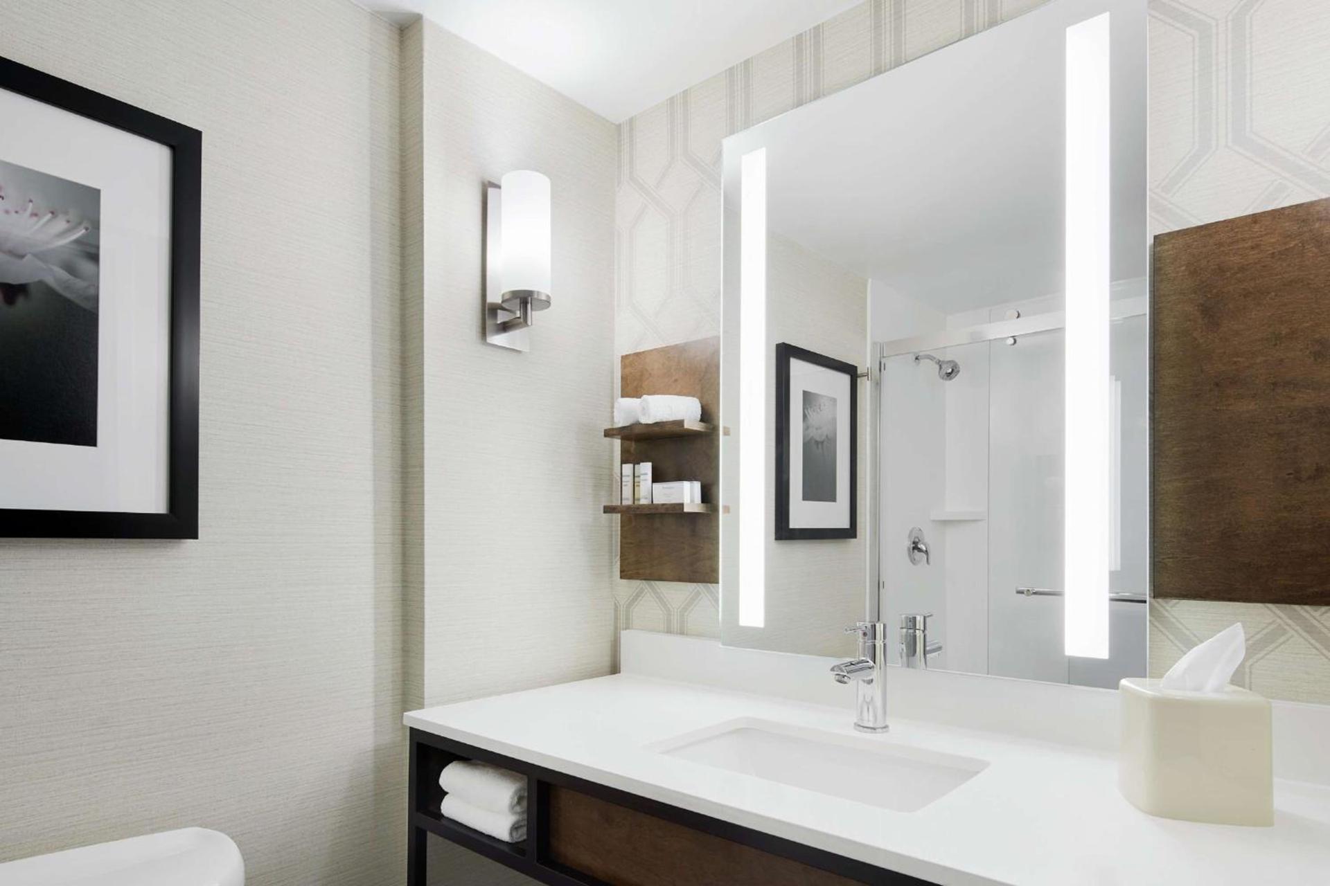 Hilton Garden Inn Cincinnati Northeast photo 15