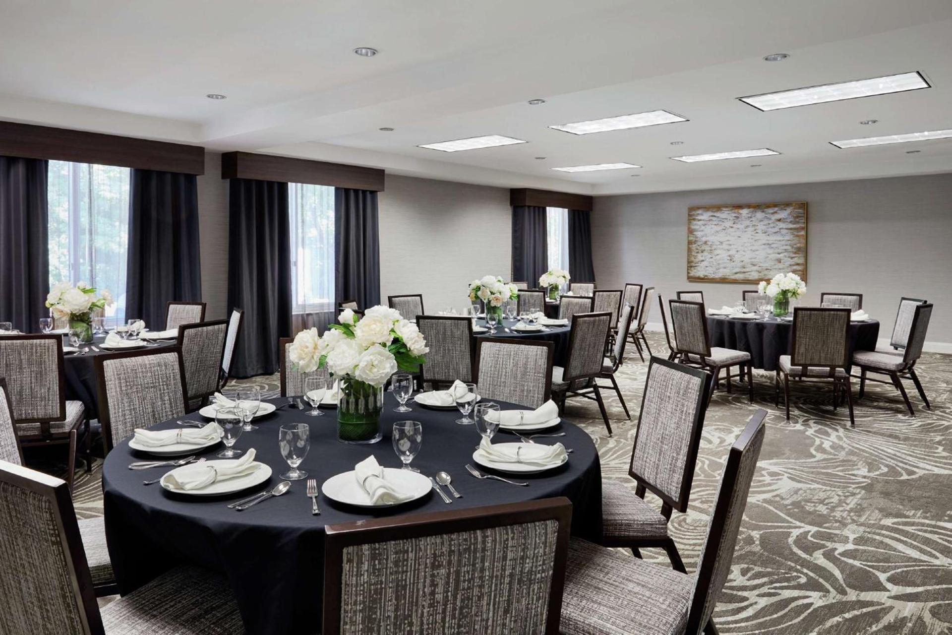 Hilton Garden Inn Cincinnati Northeast photo 20