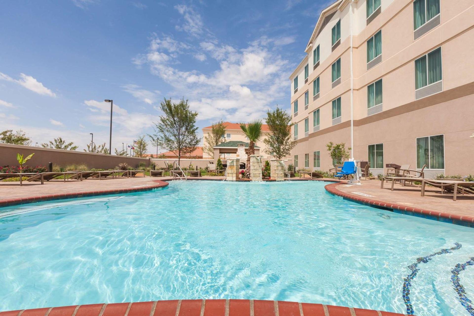 Hilton Garden Inn Midland photo 8