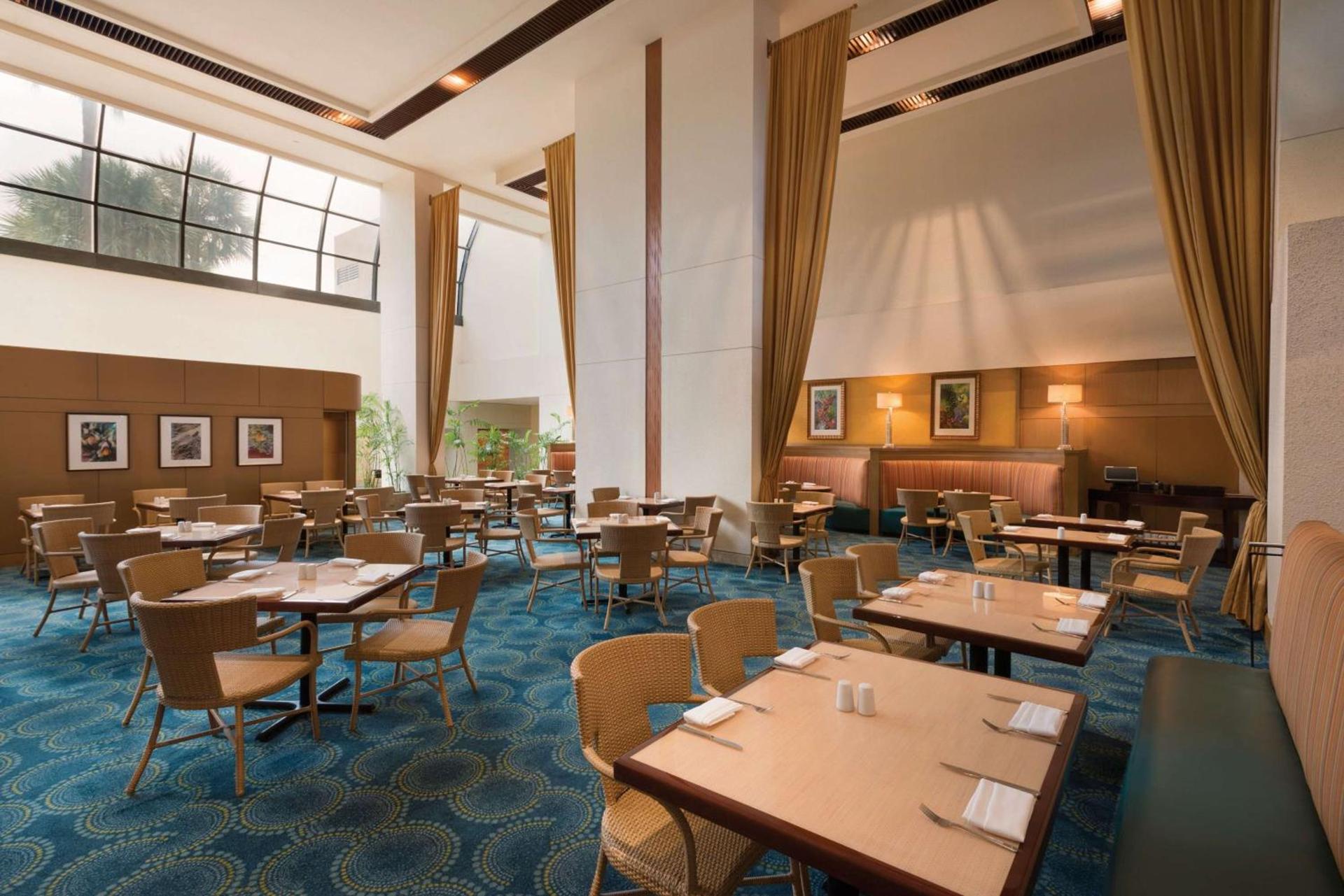Hilton Miami Airport Blue Lagoon photo 19