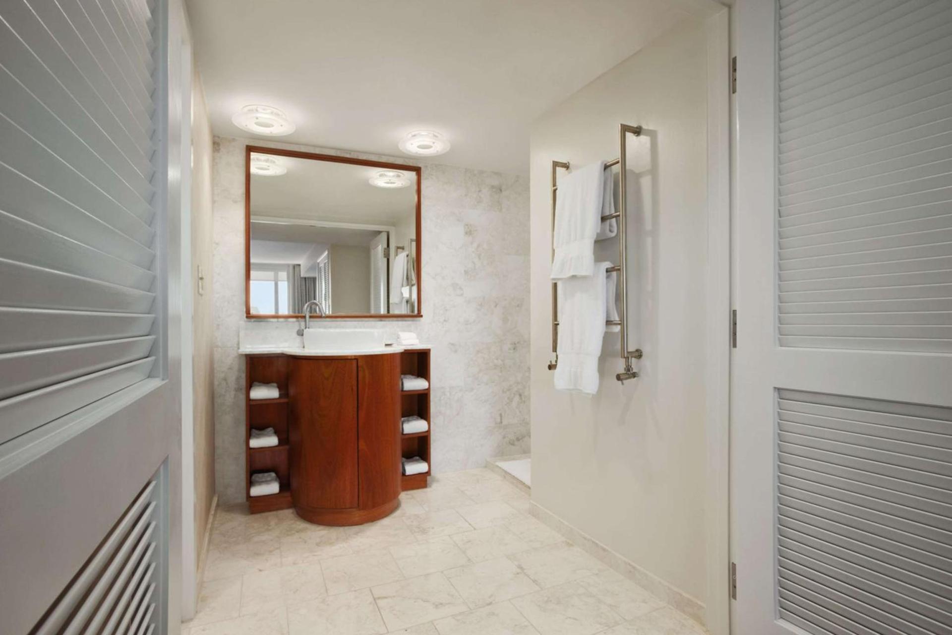 Hilton Miami Airport Blue Lagoon photo 24