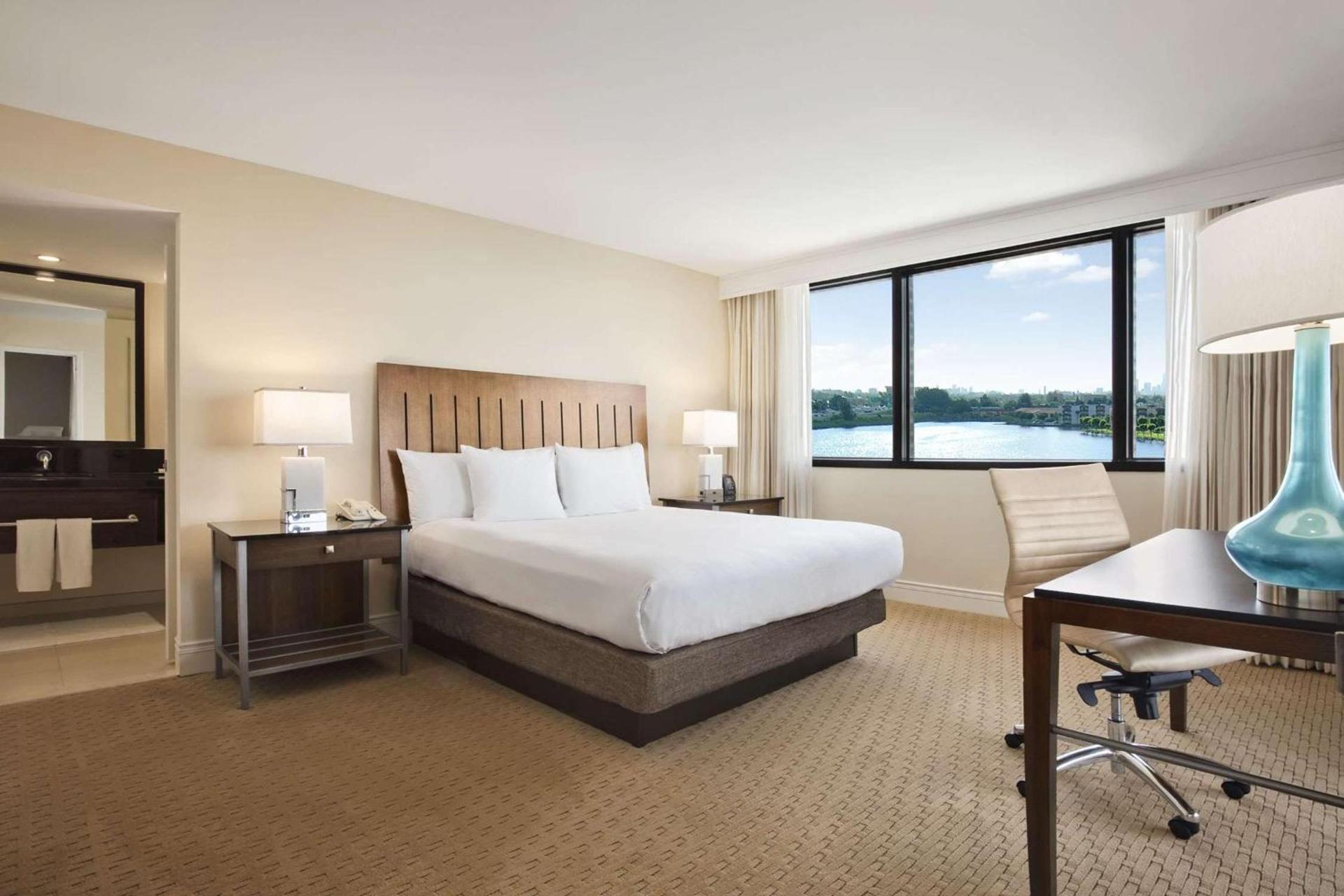Hilton Miami Airport Blue Lagoon photo 43