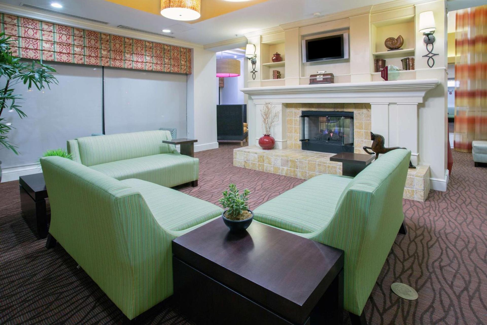 Hilton Garden Inn Phoenix/Avondale photo 4