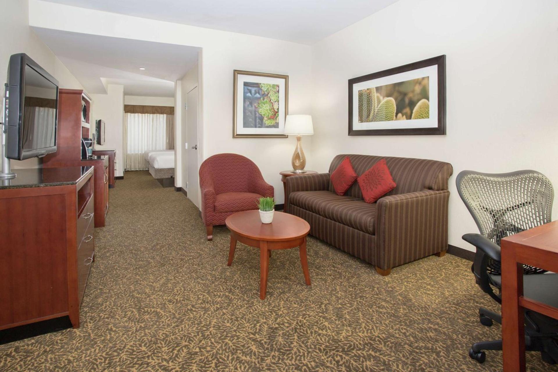 Hilton Garden Inn Phoenix/Avondale photo 27