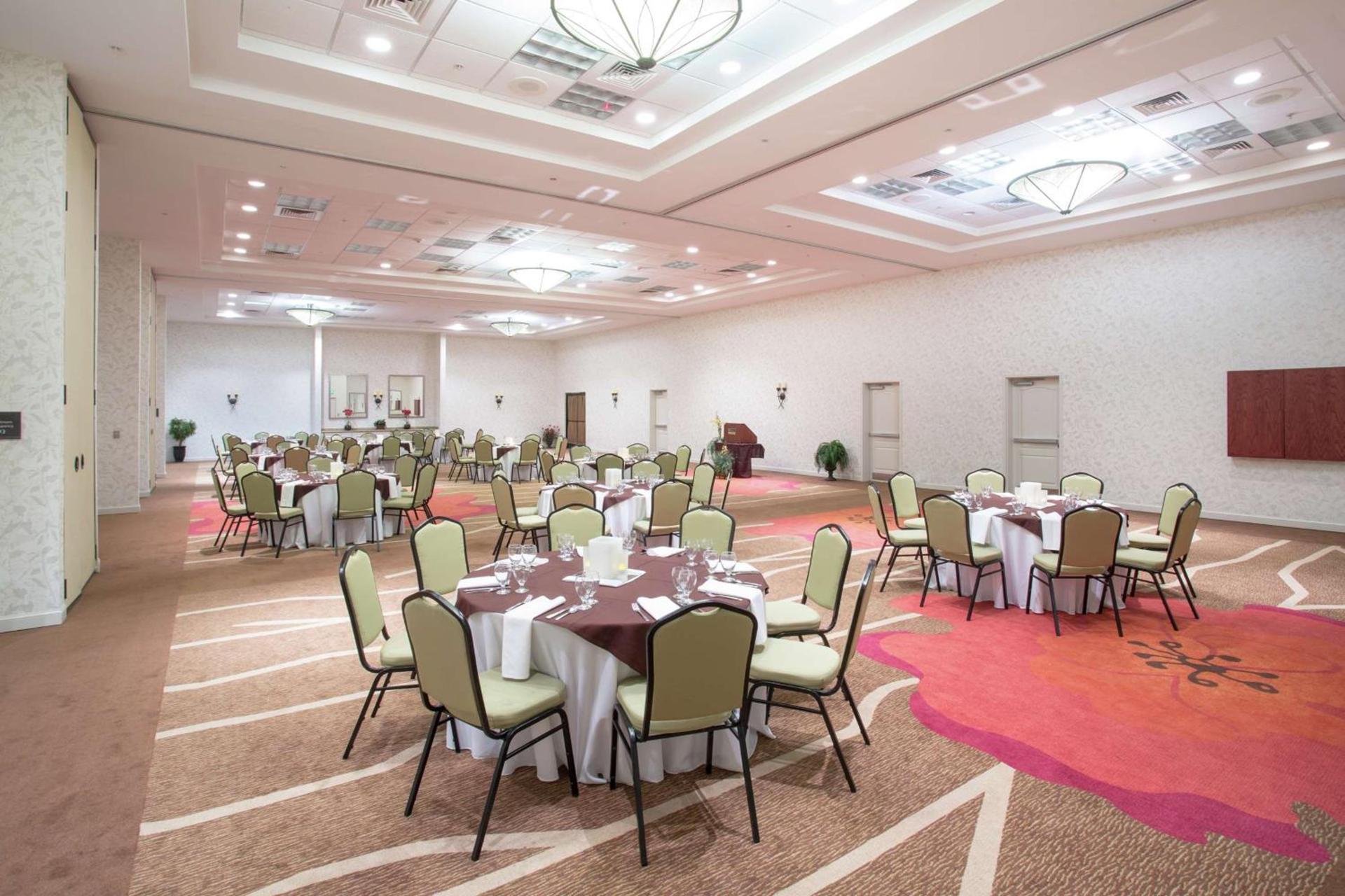 Hilton Garden Inn Phoenix/Avondale photo 39