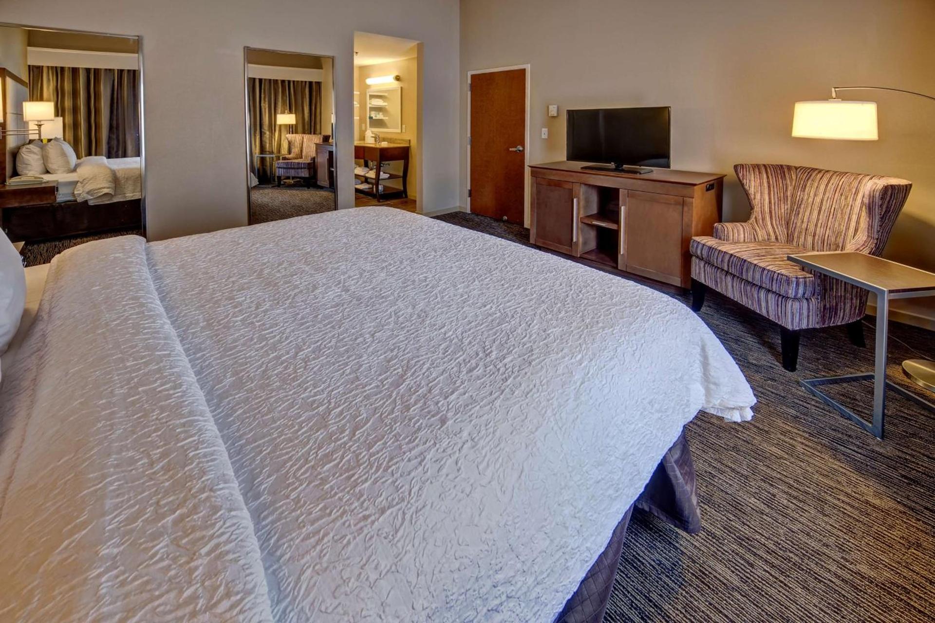 Hampton Inn Dunn photo 20