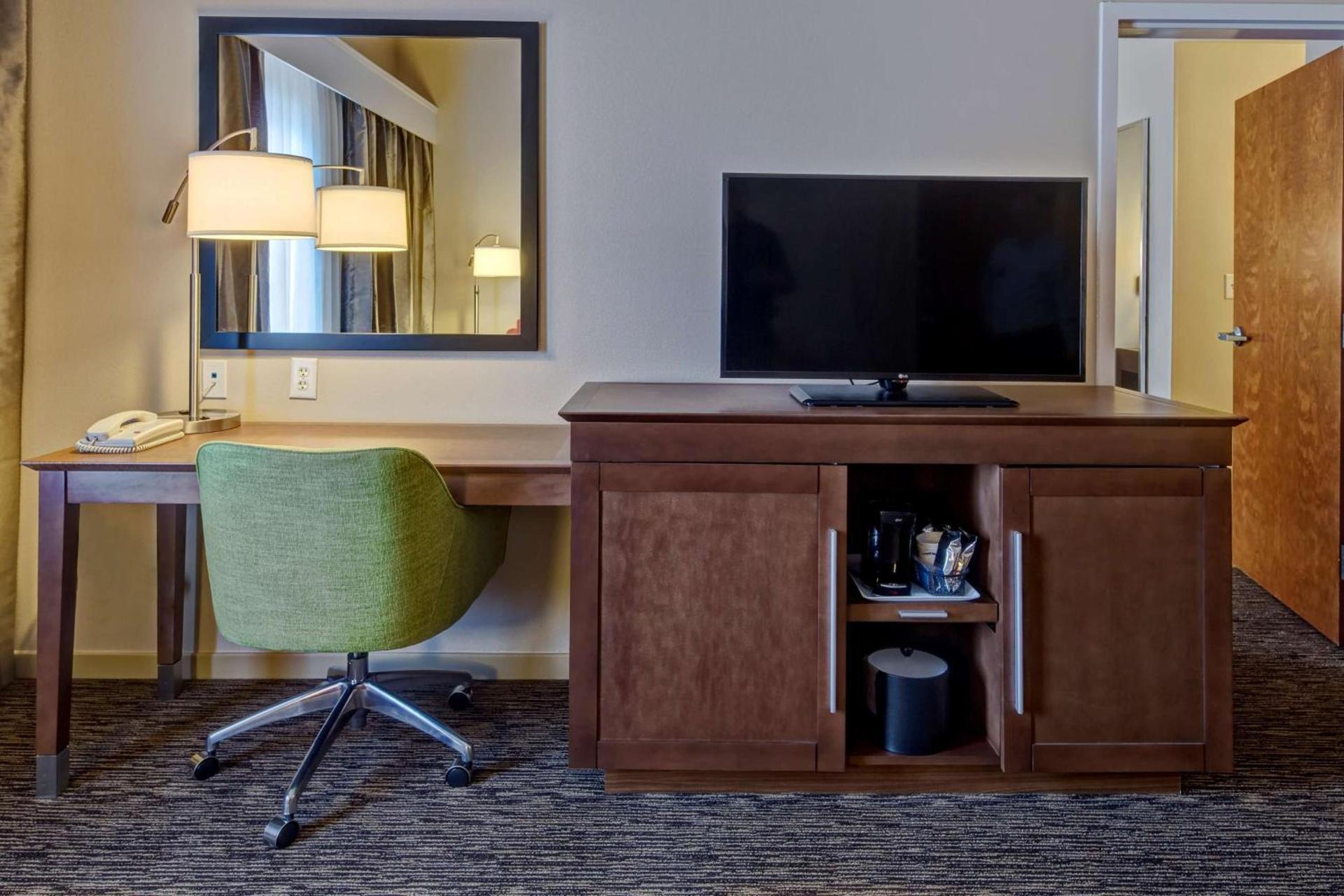 Hampton Inn Dunn photo 27