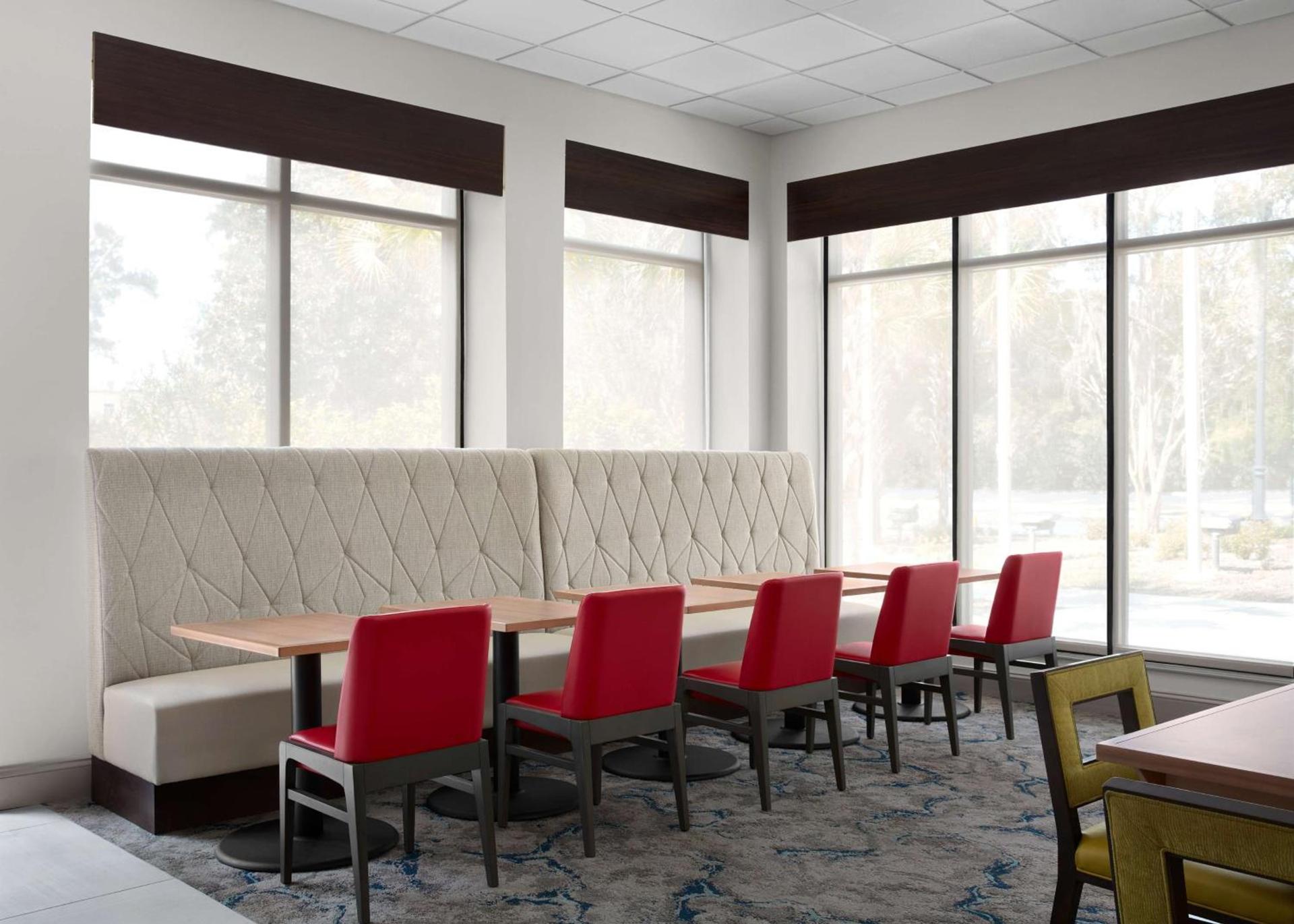 Hilton Garden Inn Beaufort photo 8