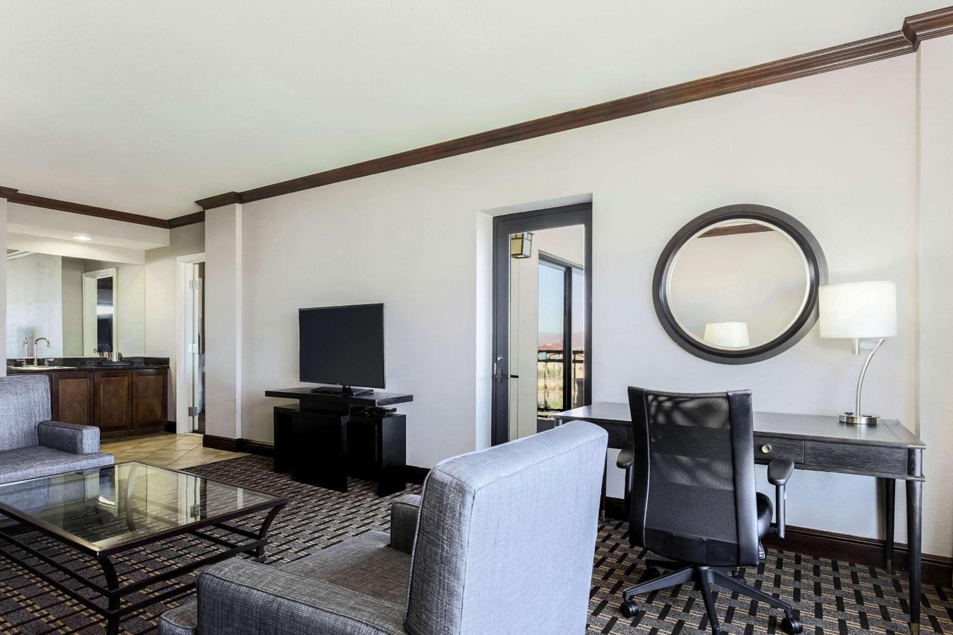 Hilton Phoenix Chandler photo 15
