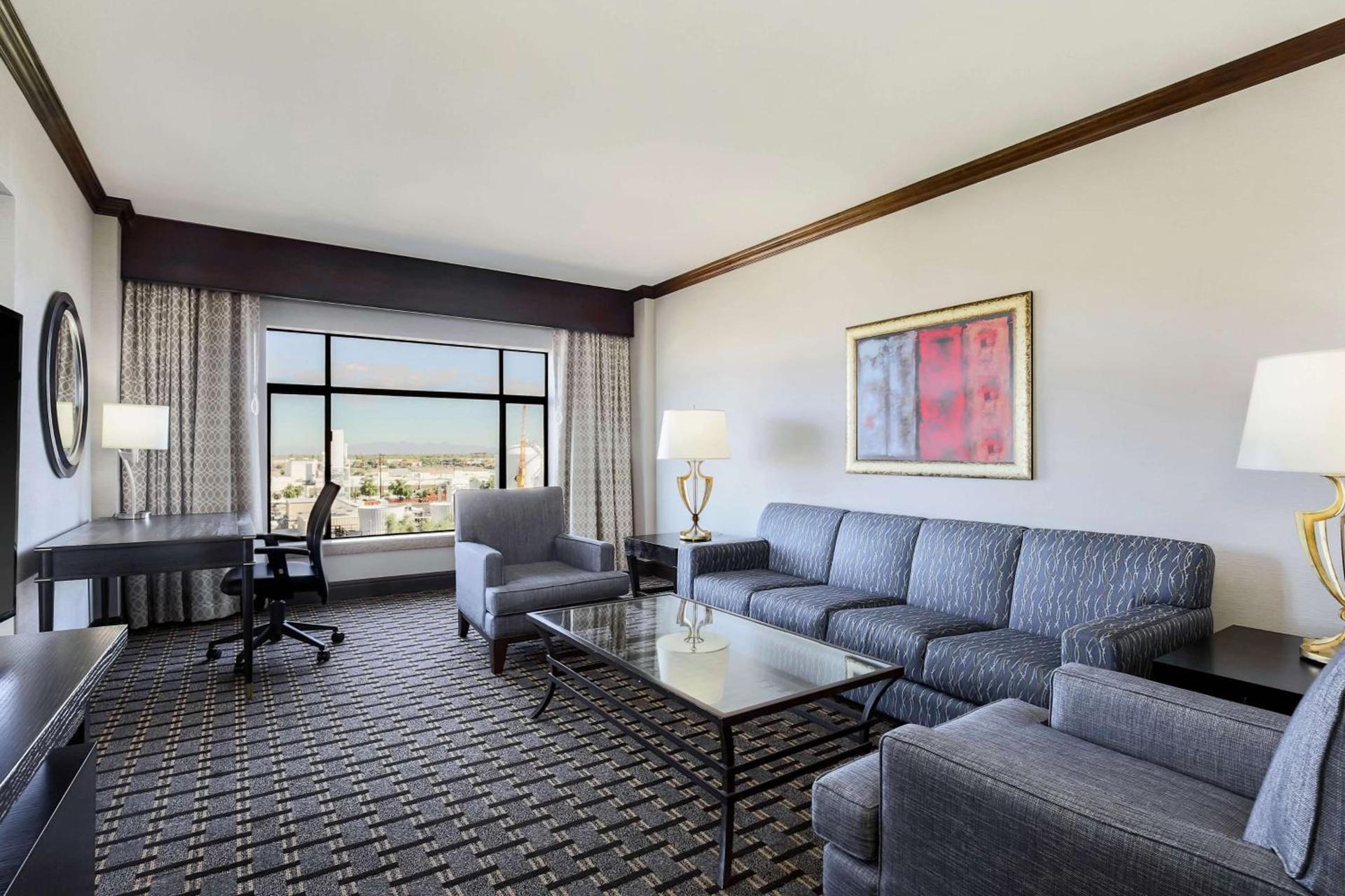 Hilton Phoenix Chandler photo 30