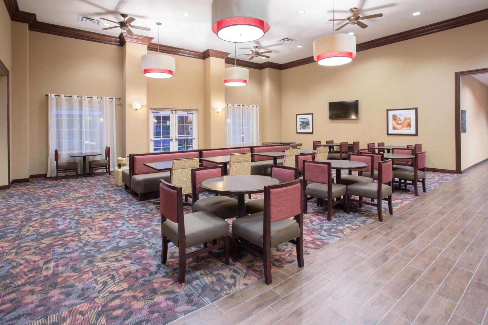Homewood Suites by Hilton Yuma photo 12