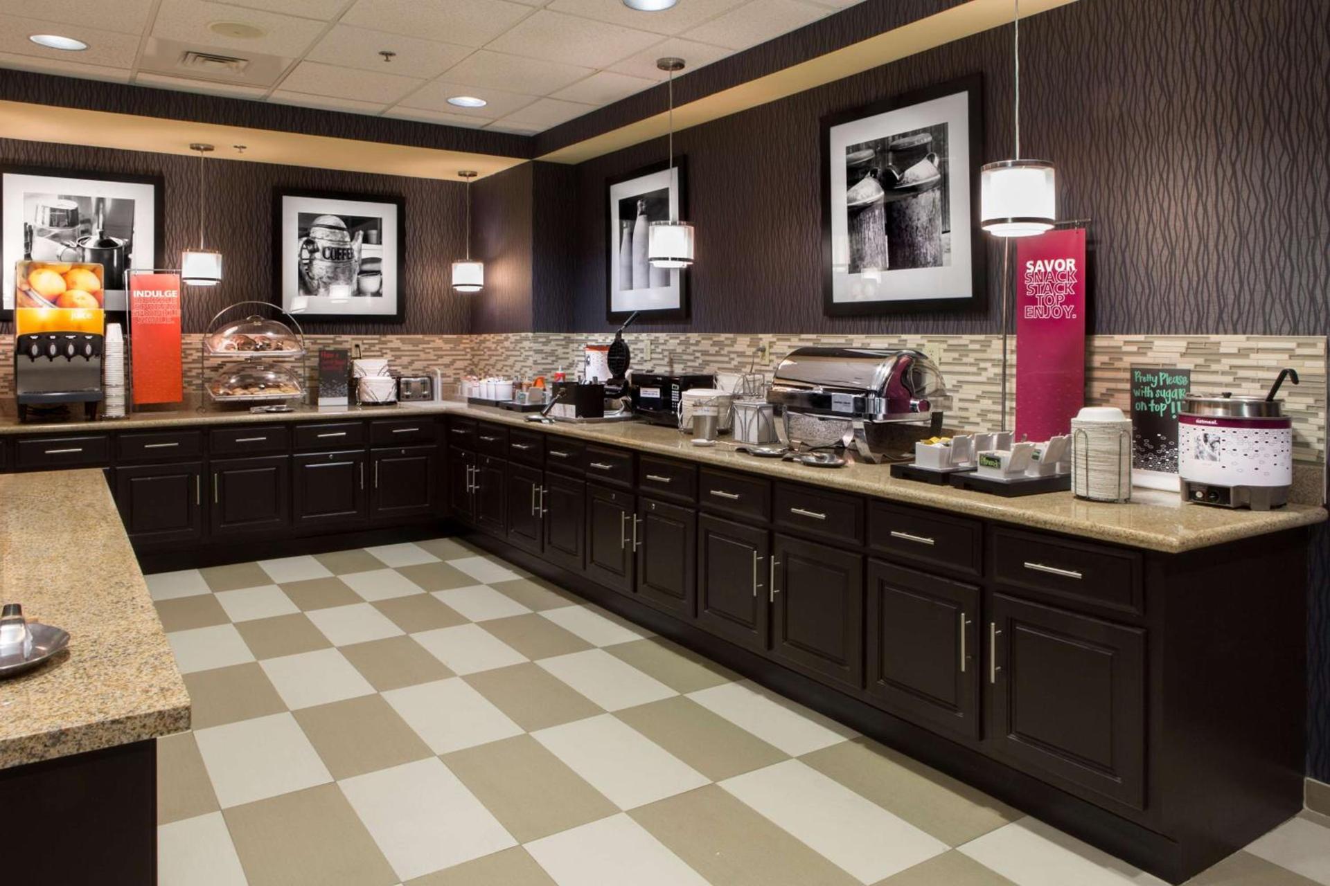 Hampton Inn Troy photo 7