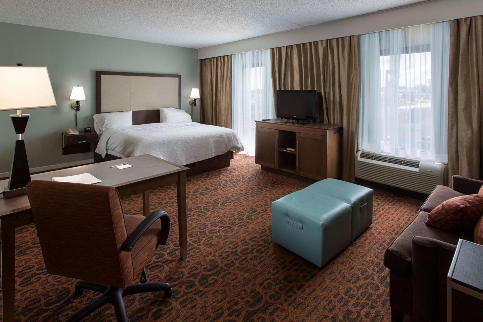 Hampton Inn Troy photo 16