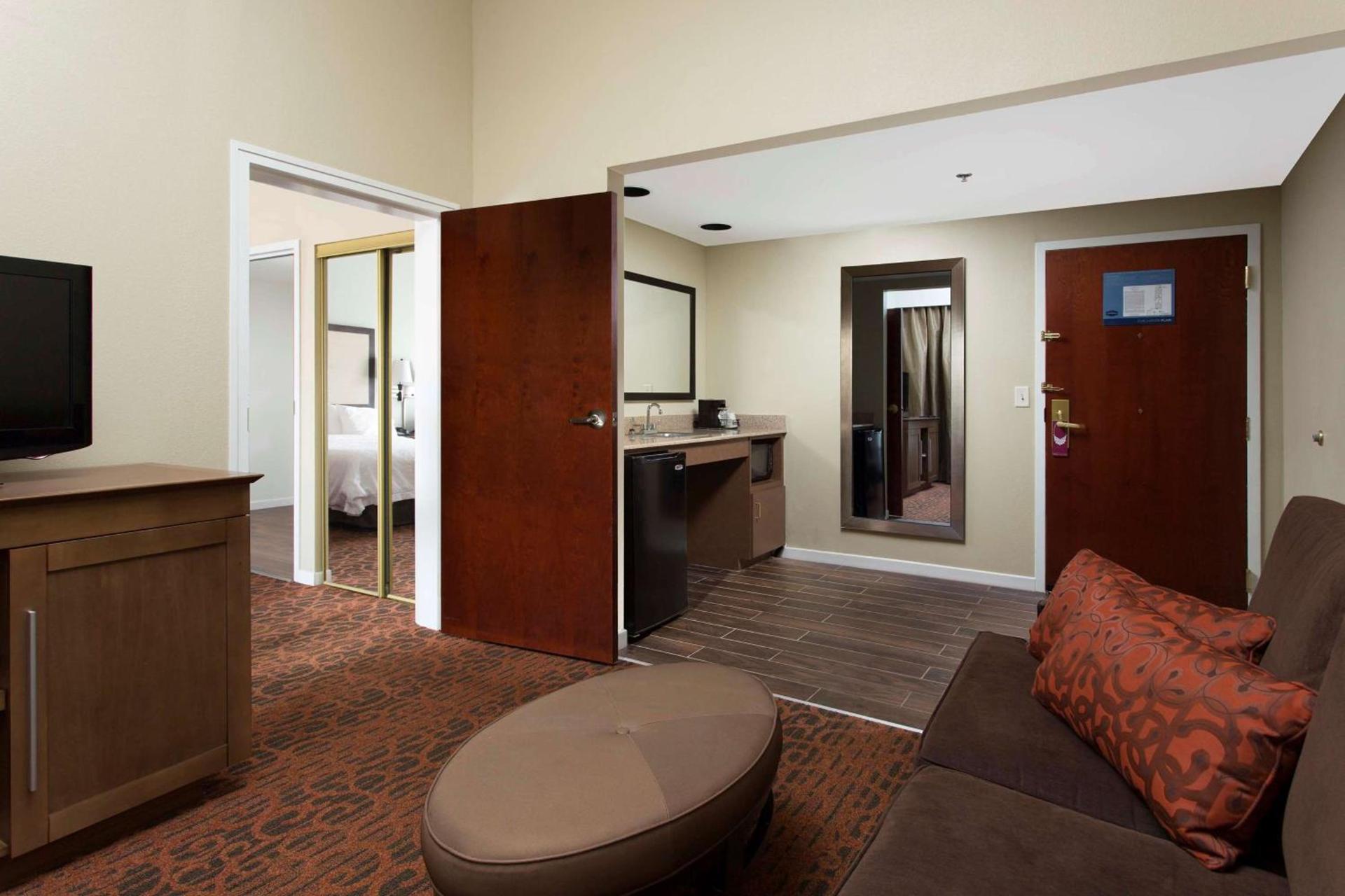 Hampton Inn Troy photo 18