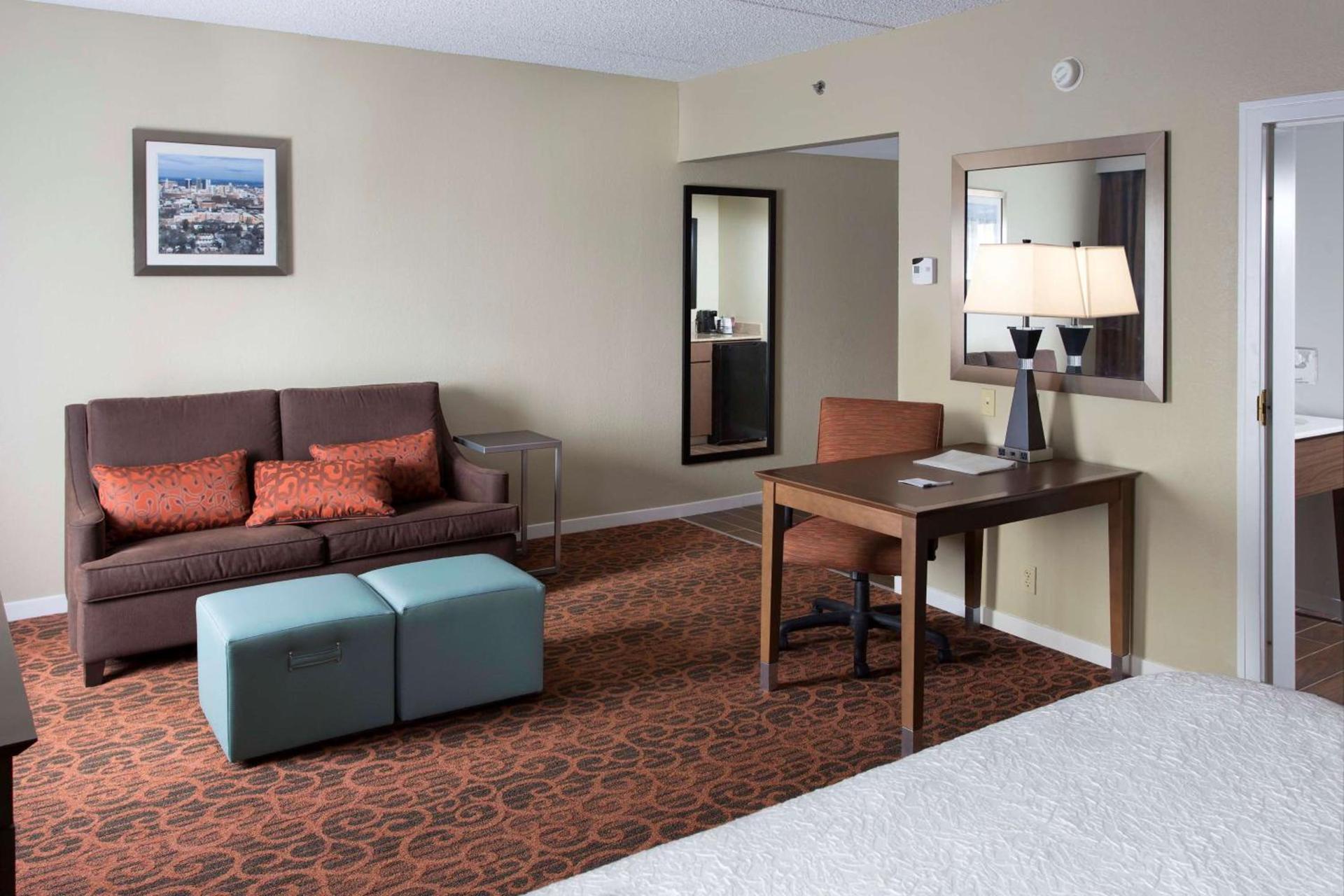 Hampton Inn Troy photo 22