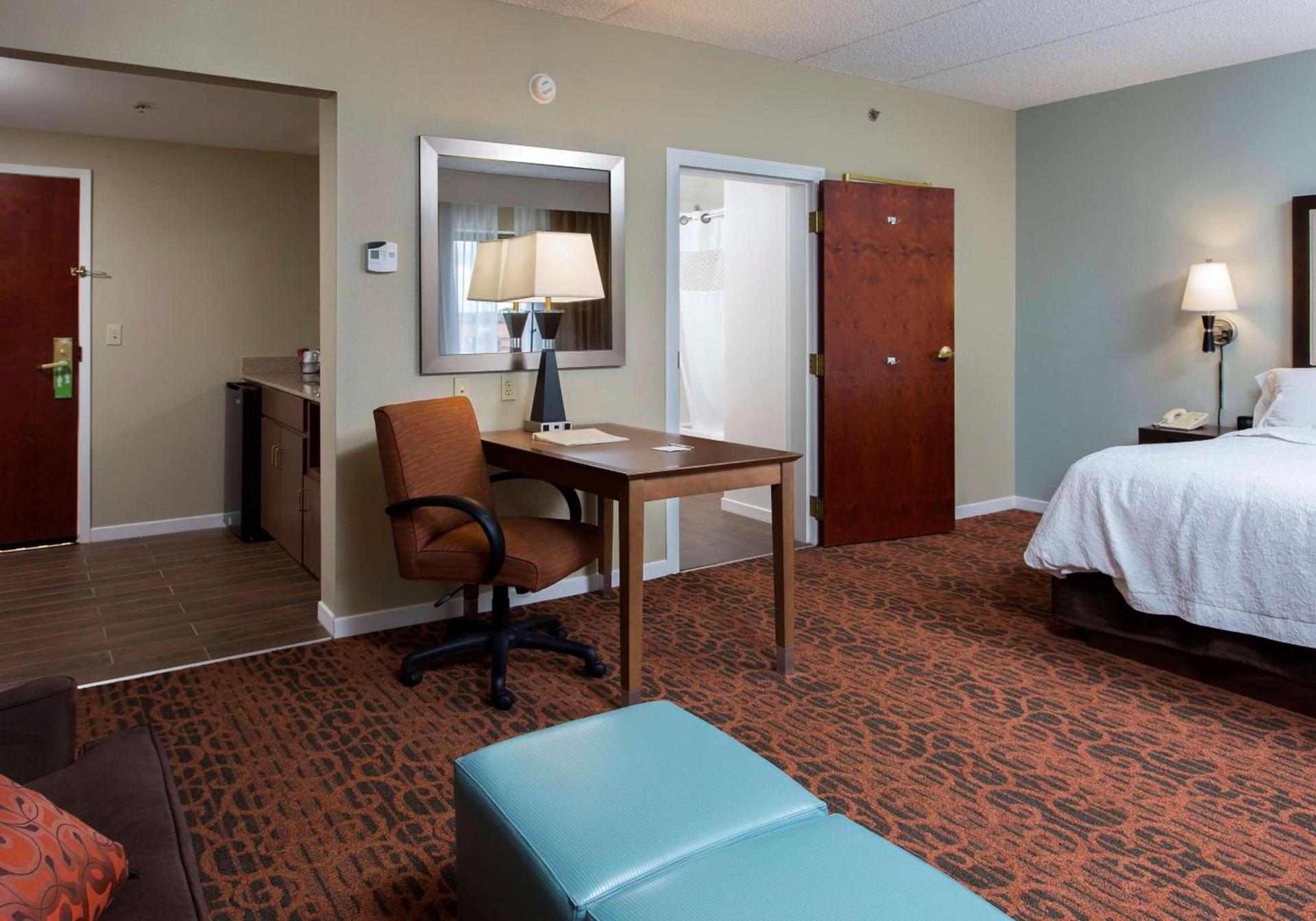 Hampton Inn Troy photo 25