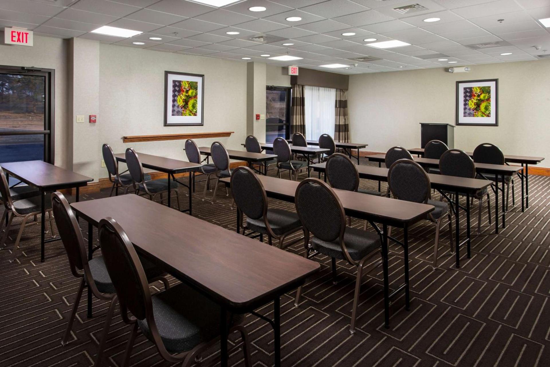 Hampton Inn Troy photo 32