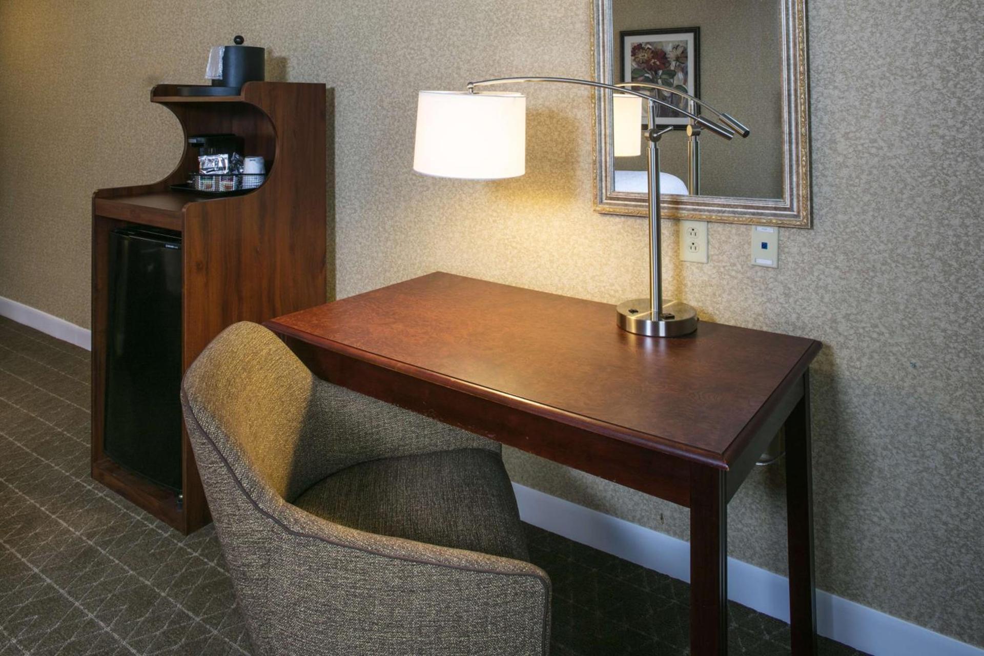 Hampton Inn & Suites Toledo-Perrysburg photo 9