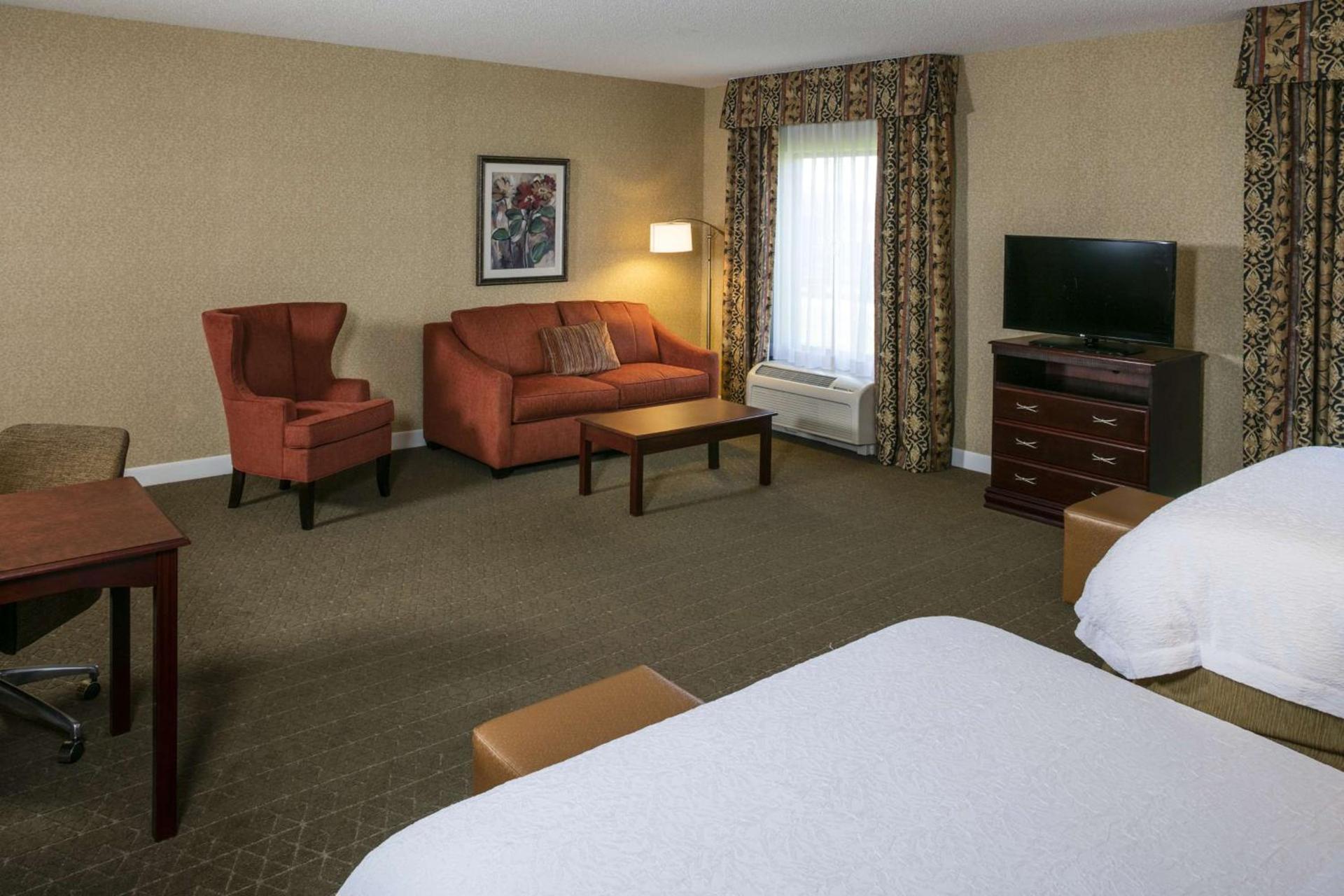 Hampton Inn & Suites Toledo-Perrysburg photo 28