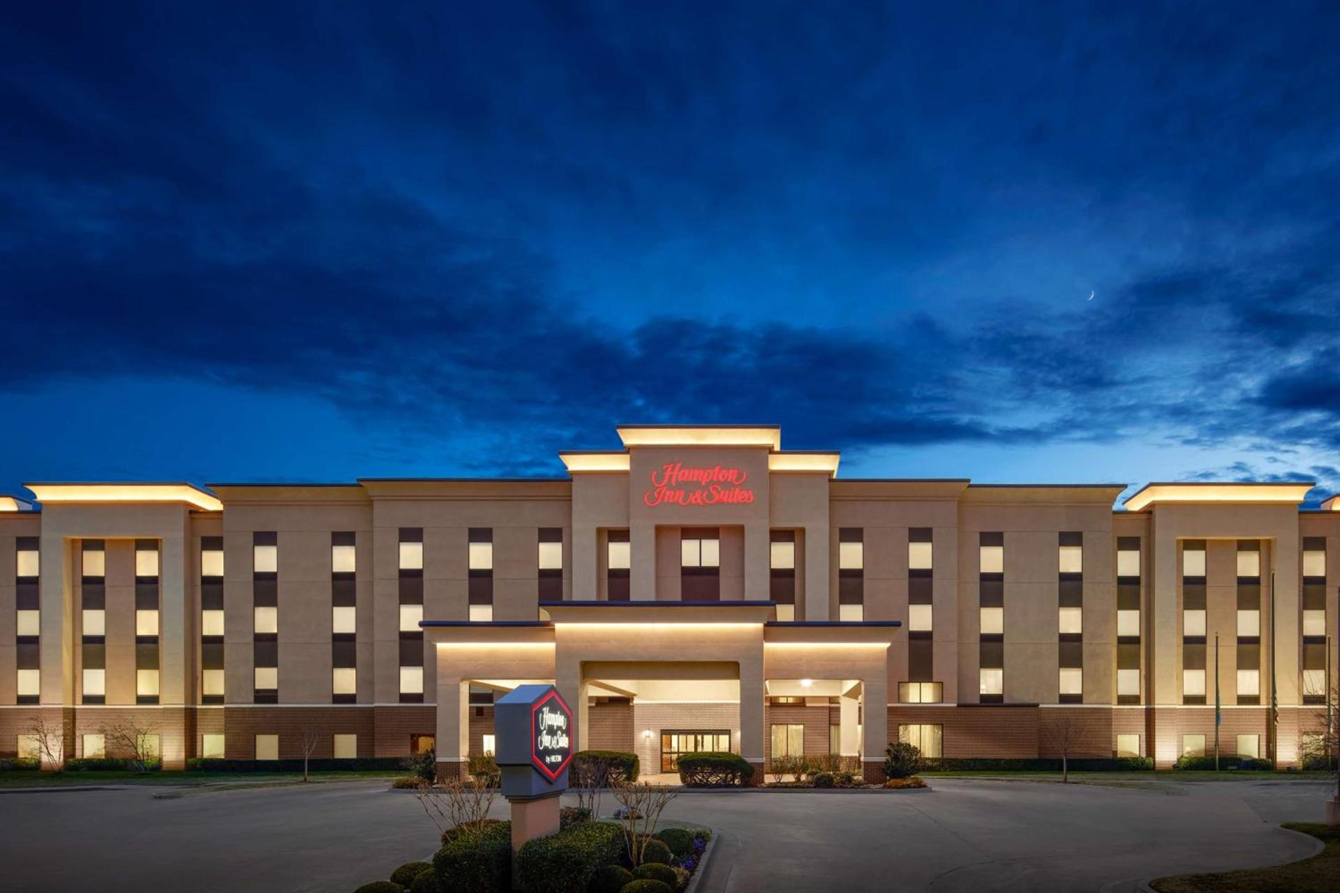 Hampton Inn & Suites Tulsa South Bixby photo 2