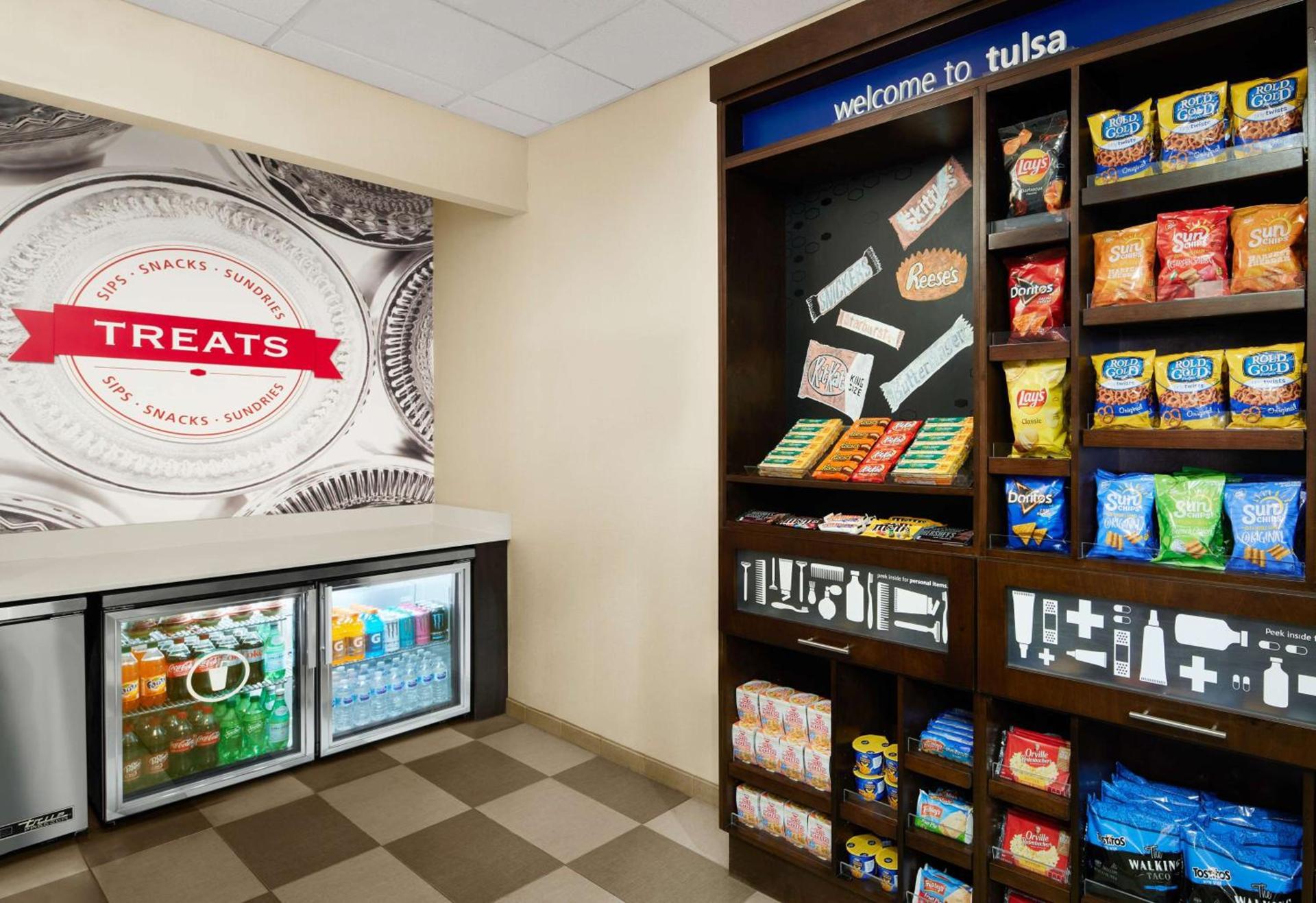 Hampton Inn & Suites Tulsa South Bixby photo 9