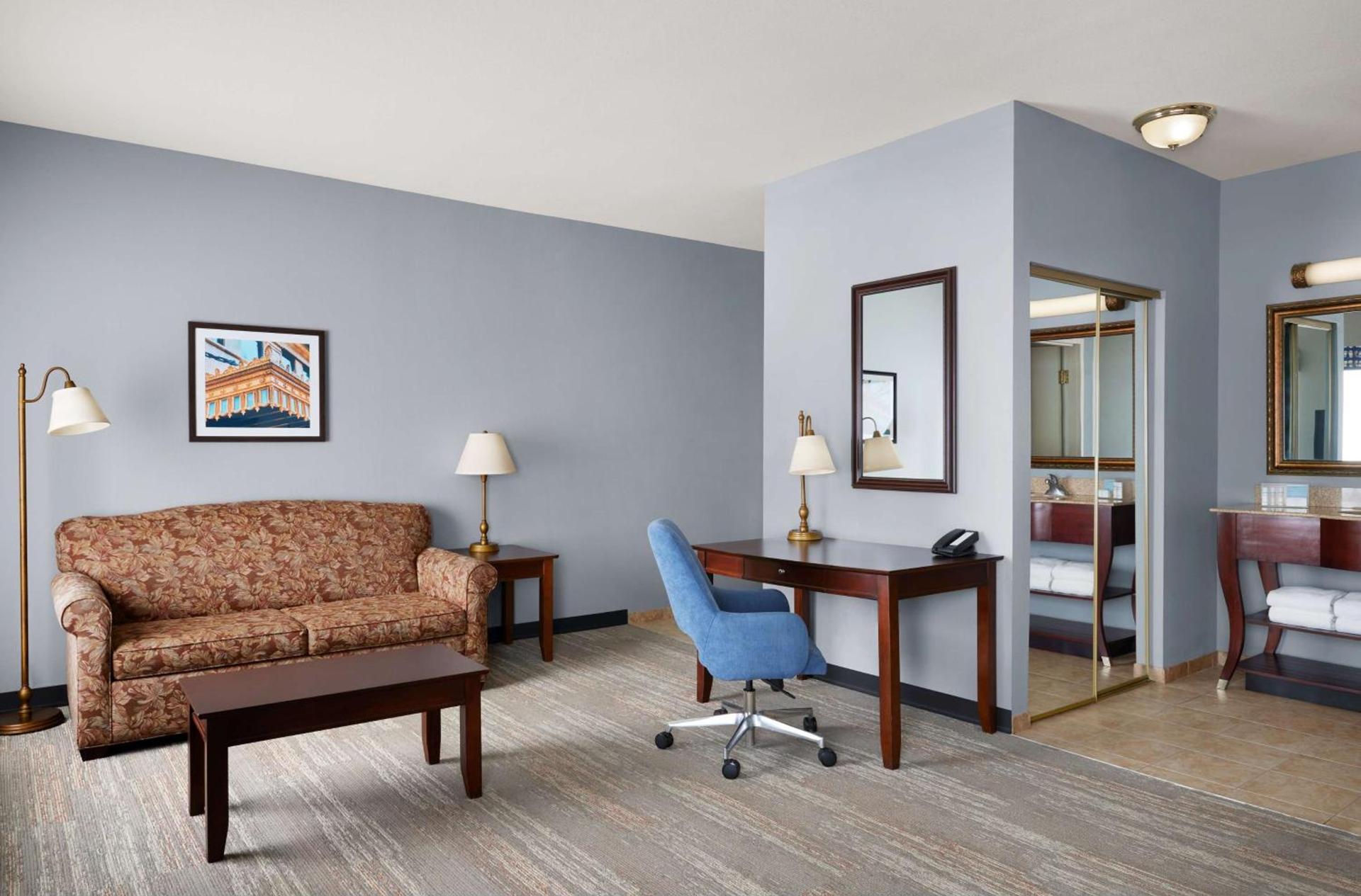 Hampton Inn & Suites Tulsa South Bixby photo 16