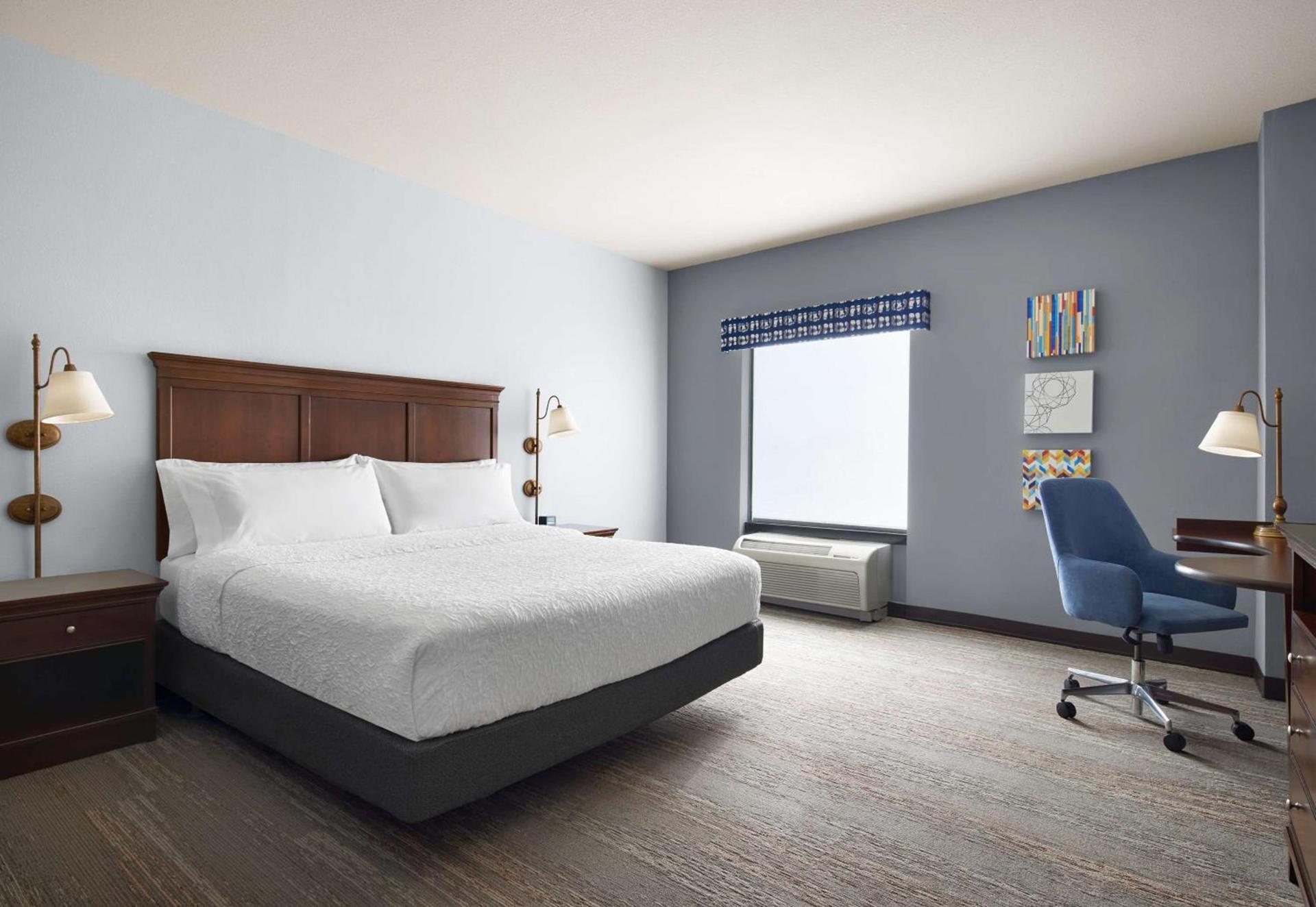 Hampton Inn & Suites Tulsa South Bixby photo 22