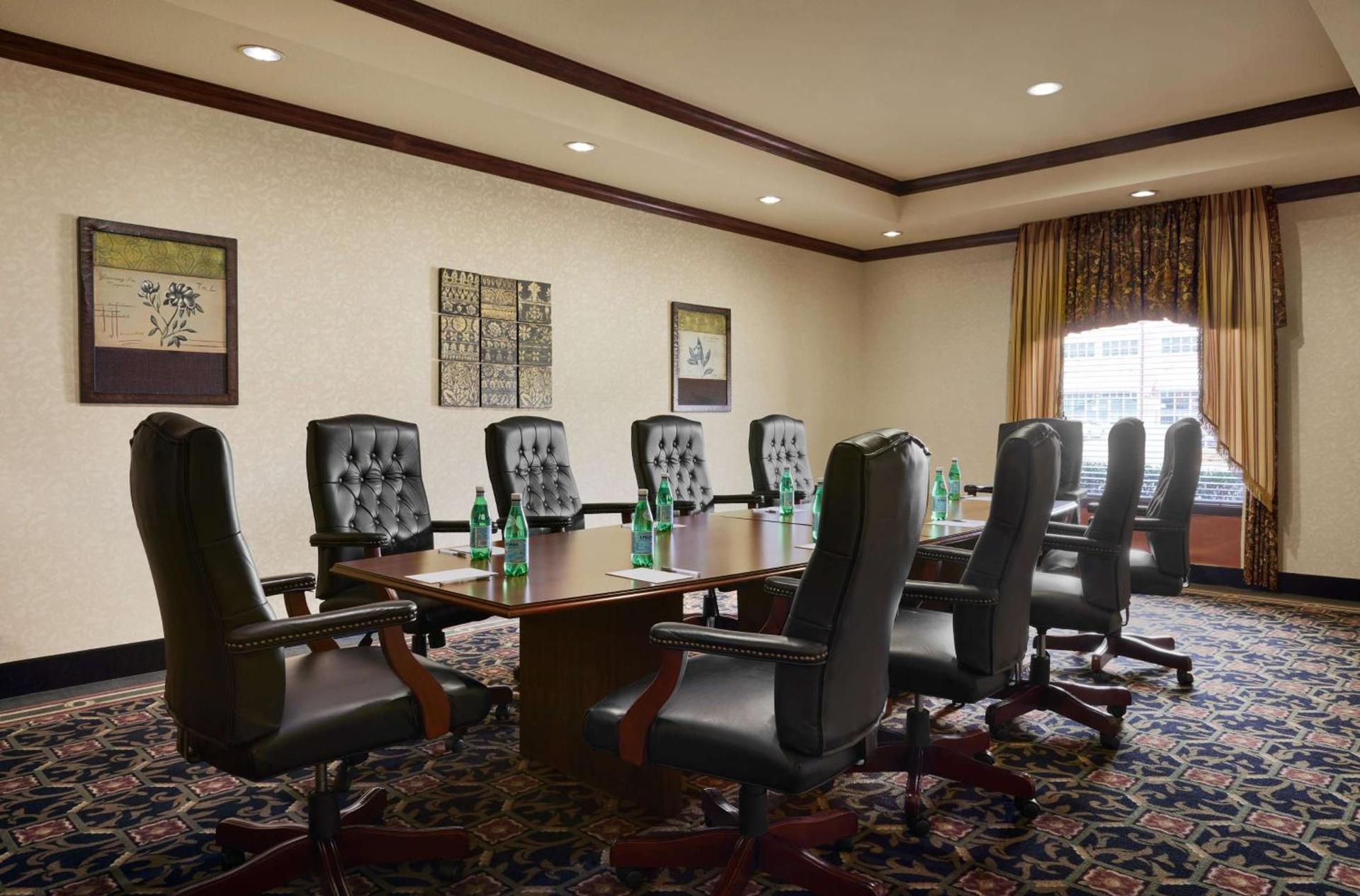 Hampton Inn & Suites Tulsa South Bixby photo 25