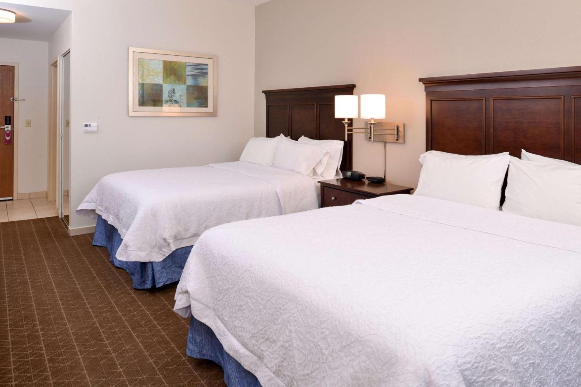 Hampton Inn & Suites Pueblo-Southgate photo 42