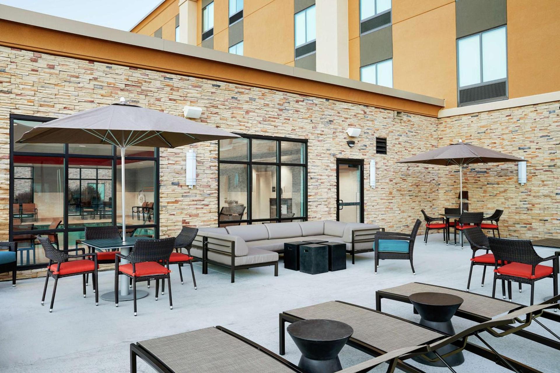 Hampton Inn & Suites Chicago/Waukegan photo 3