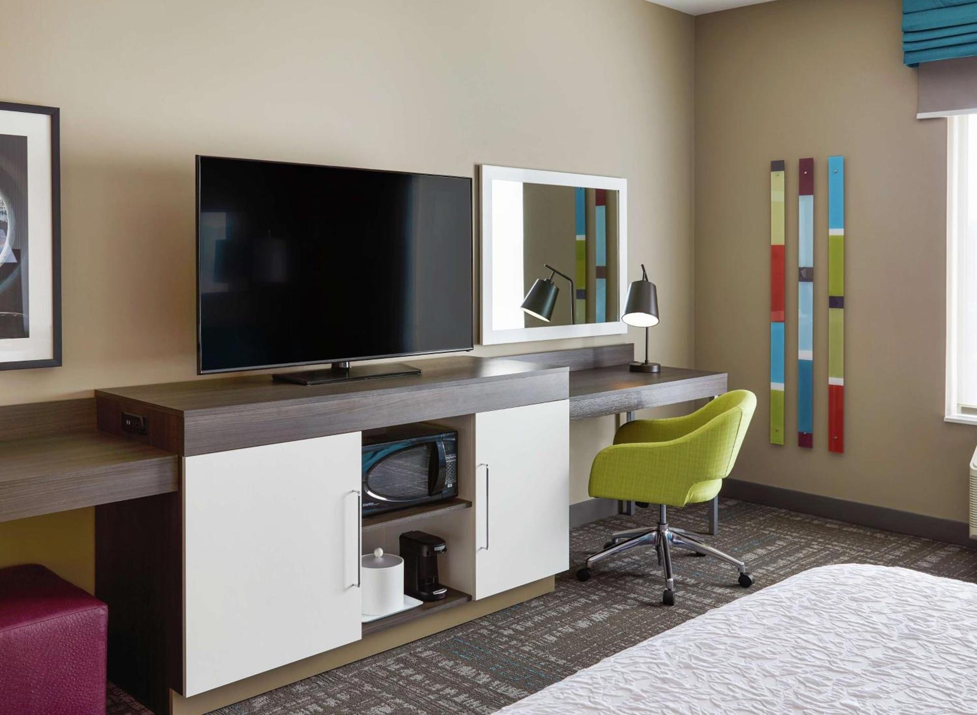 Hampton Inn & Suites Chicago/Waukegan photo 29