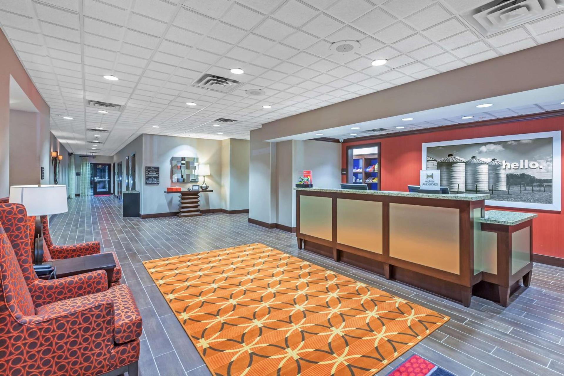 Hampton Inn & Suites Houston I-10 West Park Row, Tx photo 6