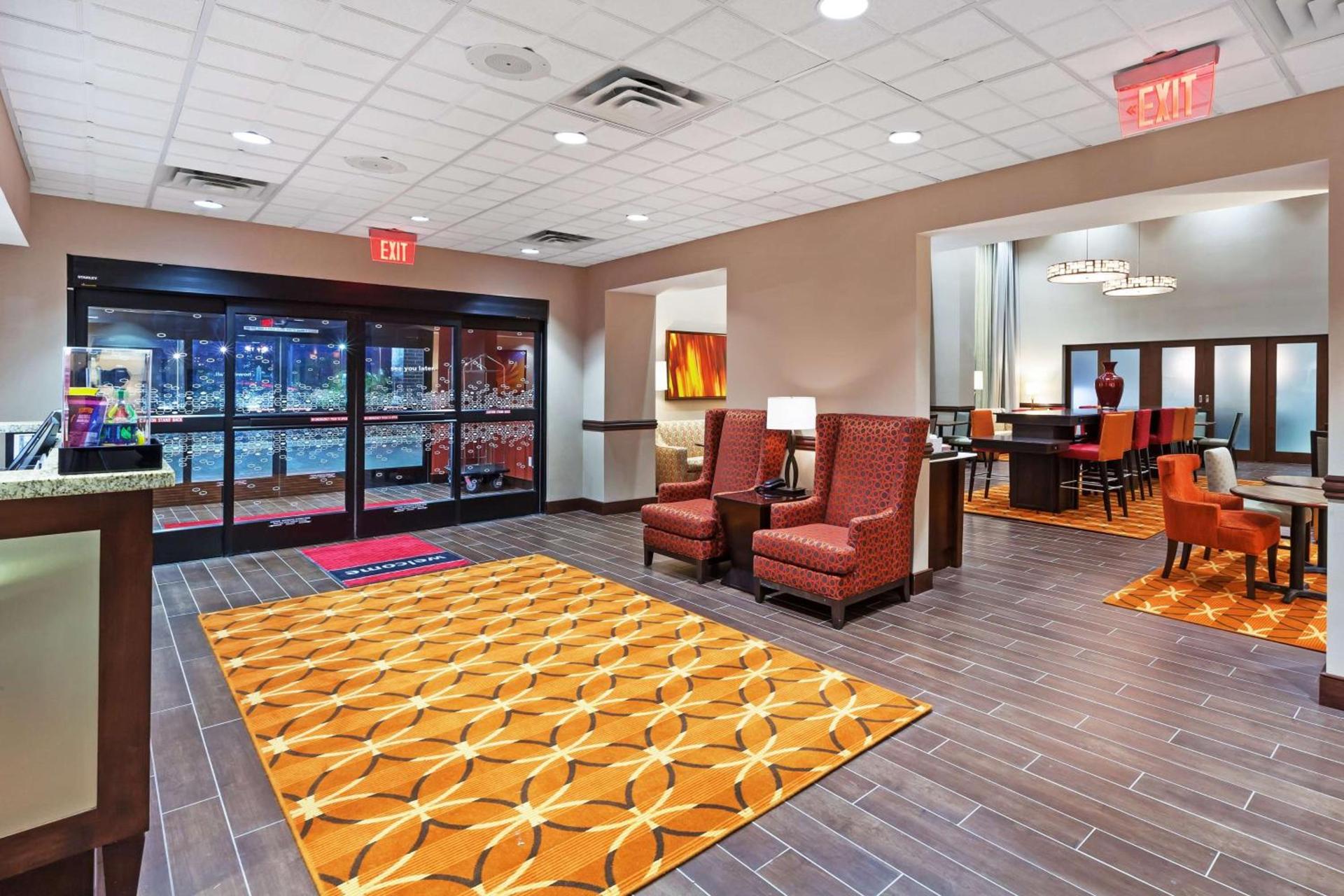 Hampton Inn & Suites Houston I-10 West Park Row, Tx photo 11