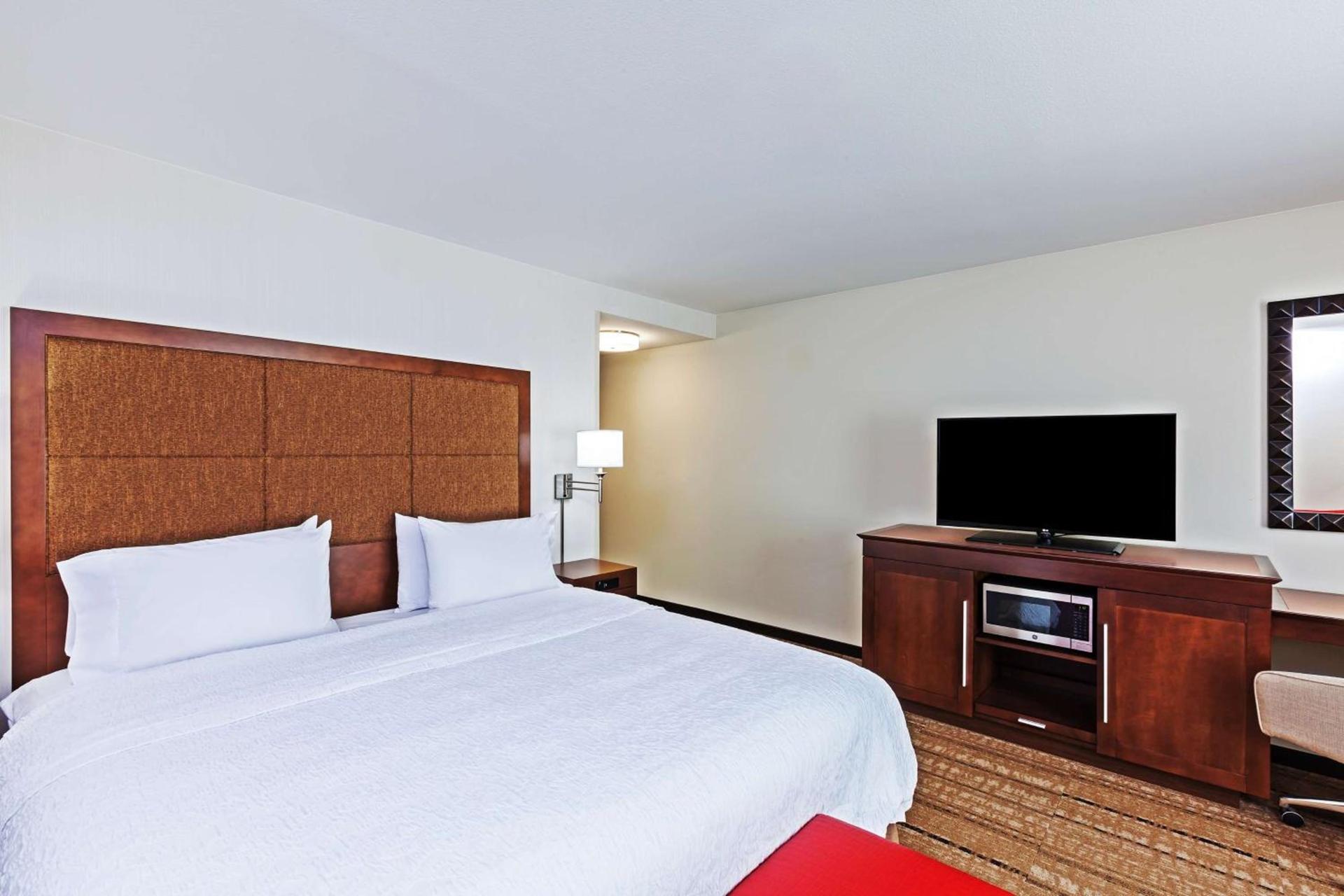 Hampton Inn & Suites Houston I-10 West Park Row, Tx photo 18