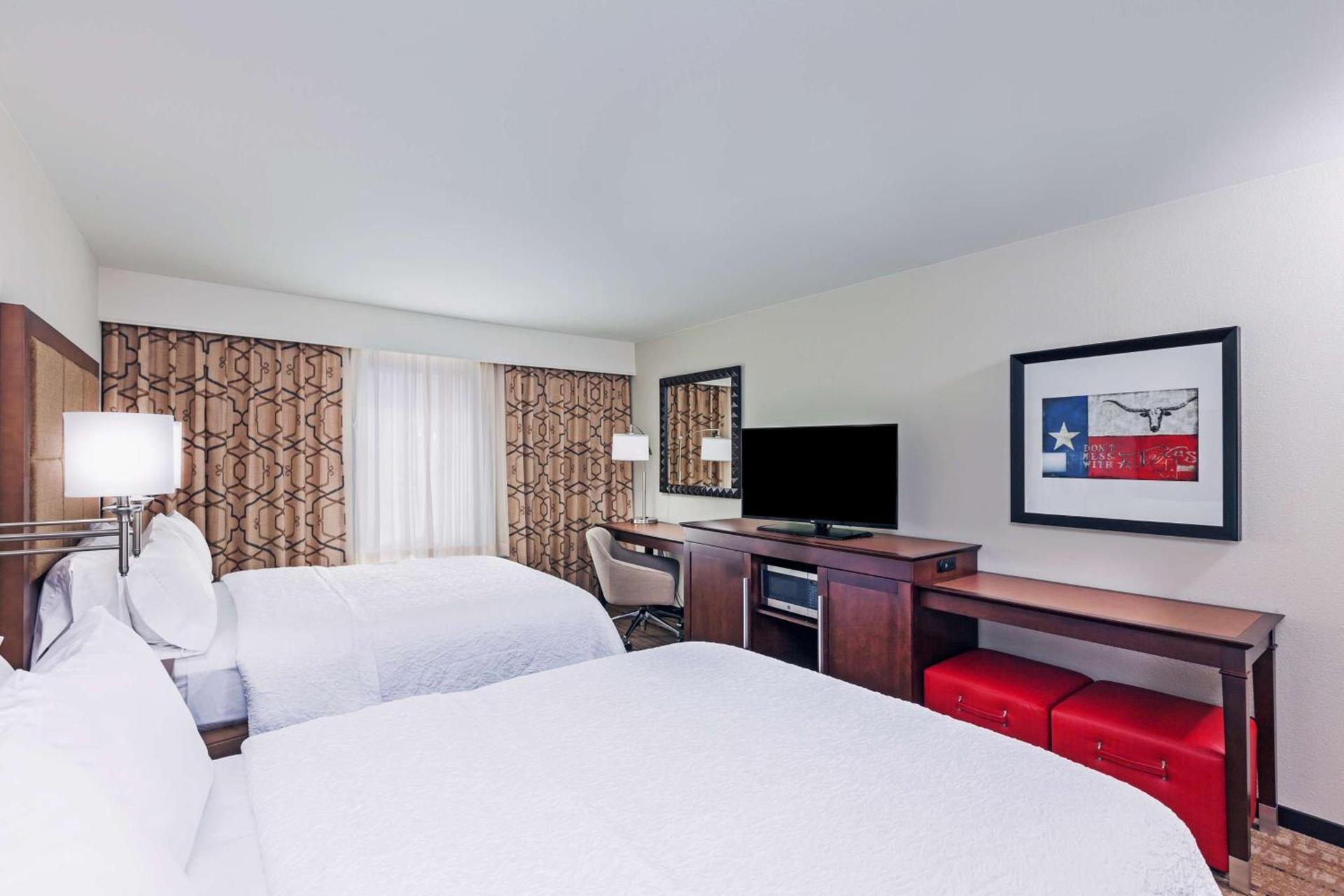 Hampton Inn & Suites Houston I-10 West Park Row, Tx photo 21
