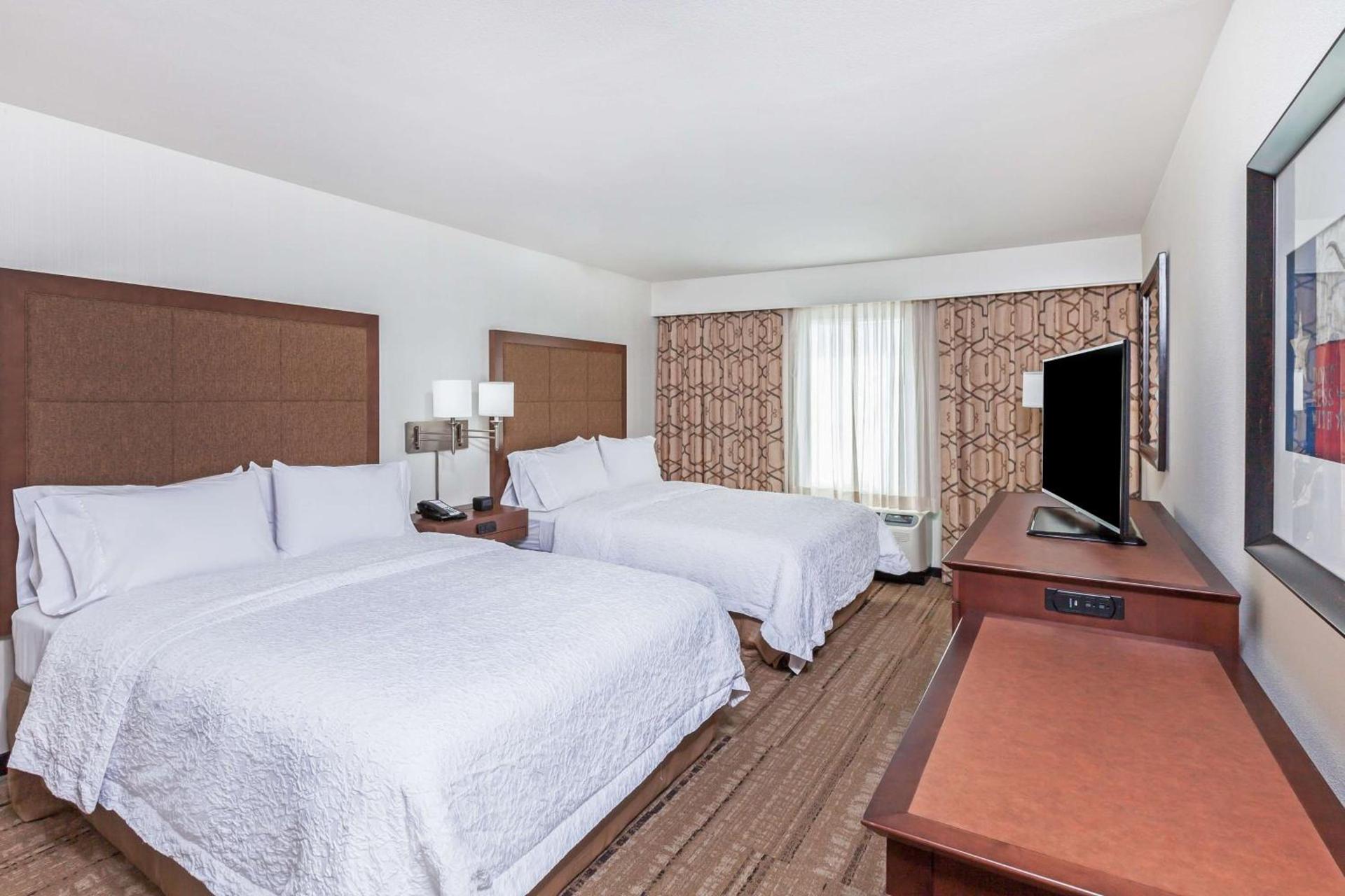 Hampton Inn & Suites Houston I-10 West Park Row, Tx photo 25