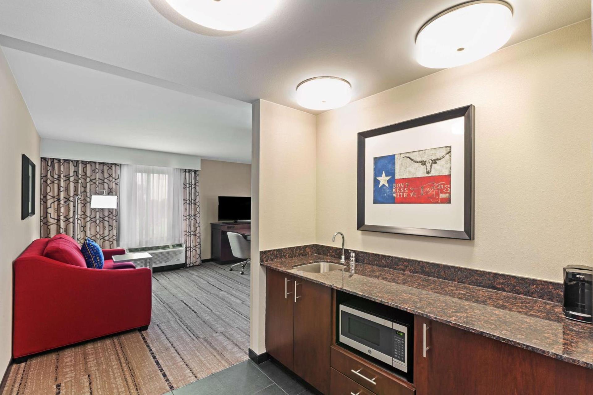 Hampton Inn & Suites Houston I-10 West Park Row, Tx photo 30
