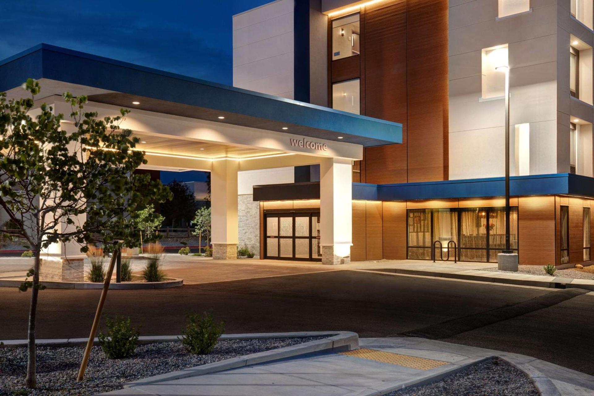 Hampton Inn Santa Fe South, NM photo 5